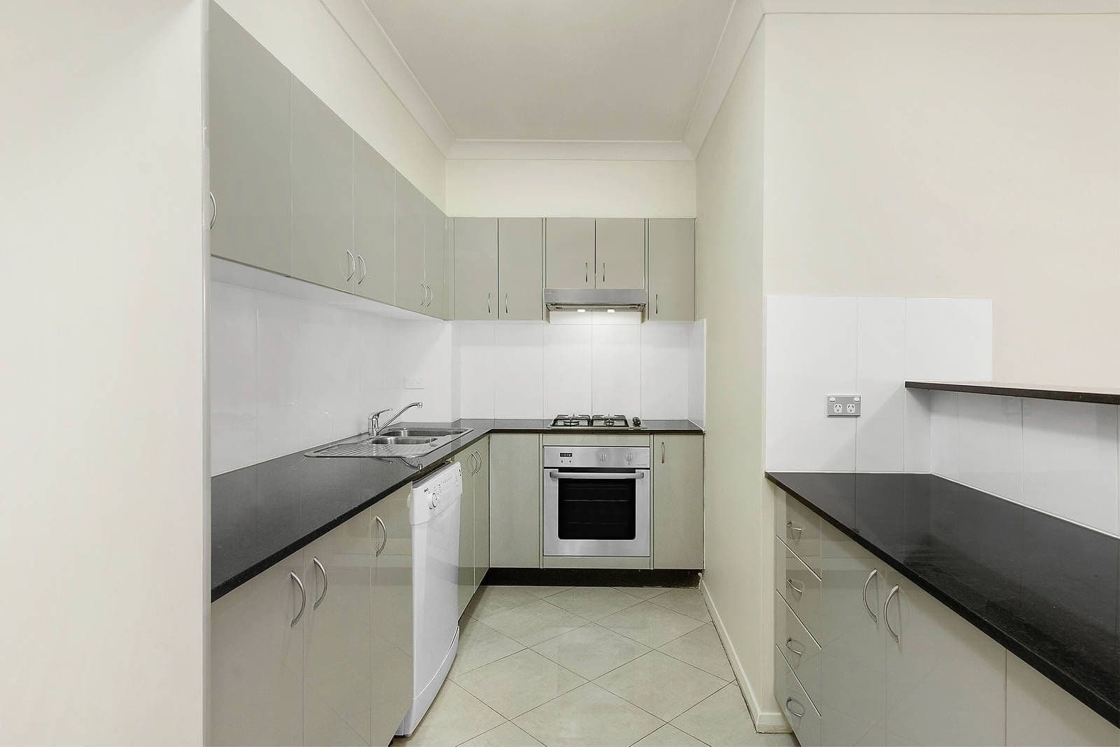405/3-11 Orara Street, Waitara, Waitara - Thumbnail 4