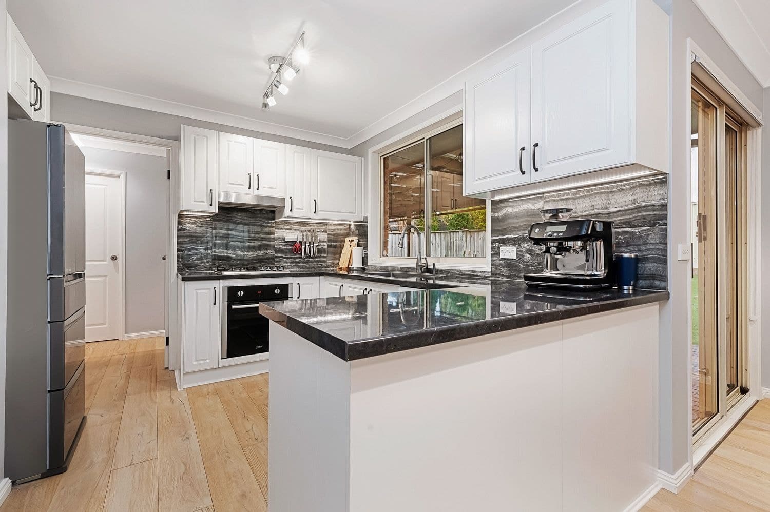 13 Emma Grove, Glenwood, Glenwood - Thumbnail 6