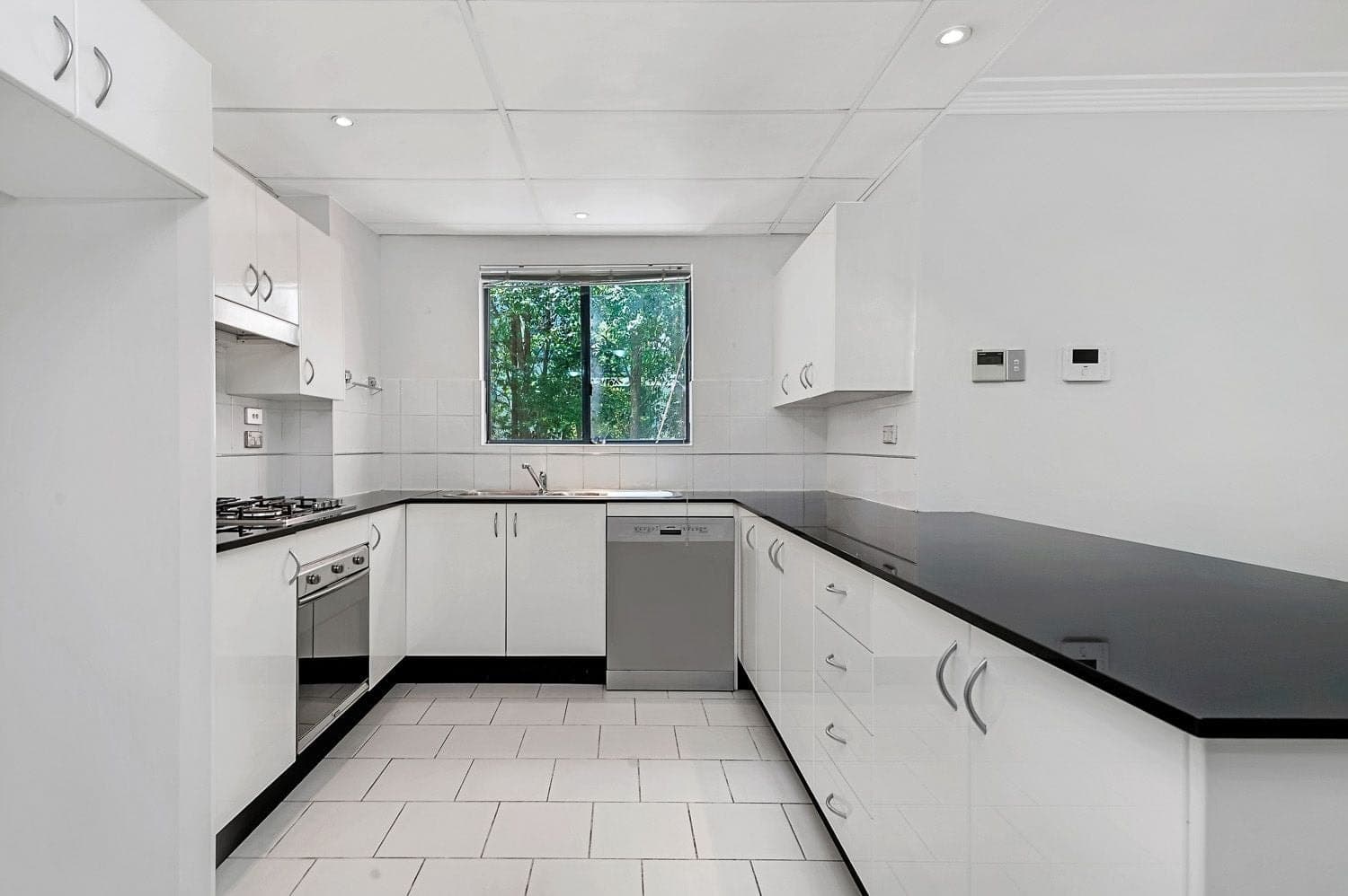 8/30-34 Romsey Street, Waitara, Waitara - Thumbnail 3