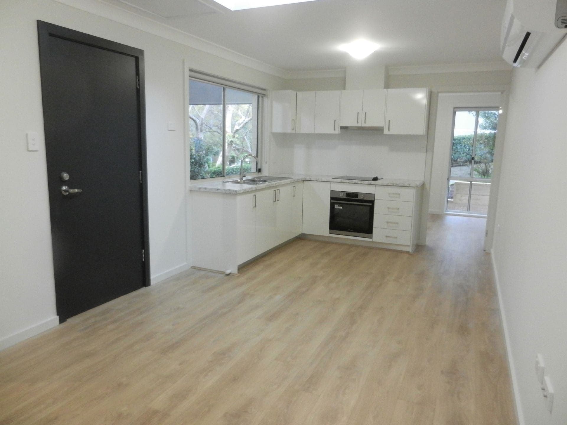 9a Roper Lane, Hornsby, Hornsby - Thumbnail 2