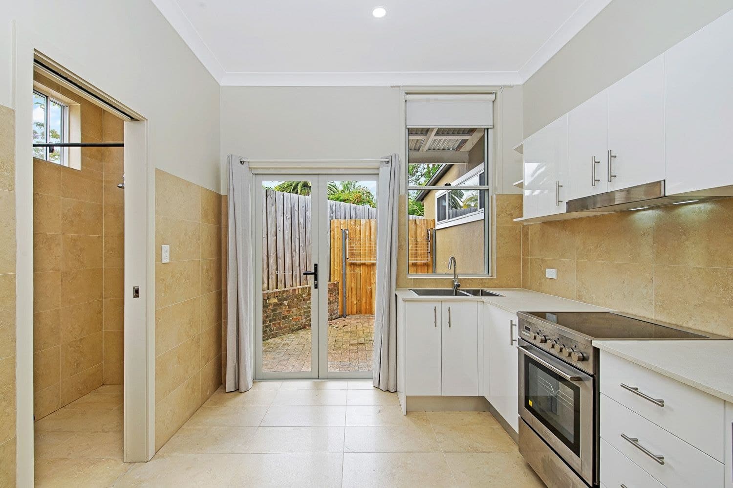 1/12 Rutledge Street, Eastwood, Eastwood - Thumbnail 2