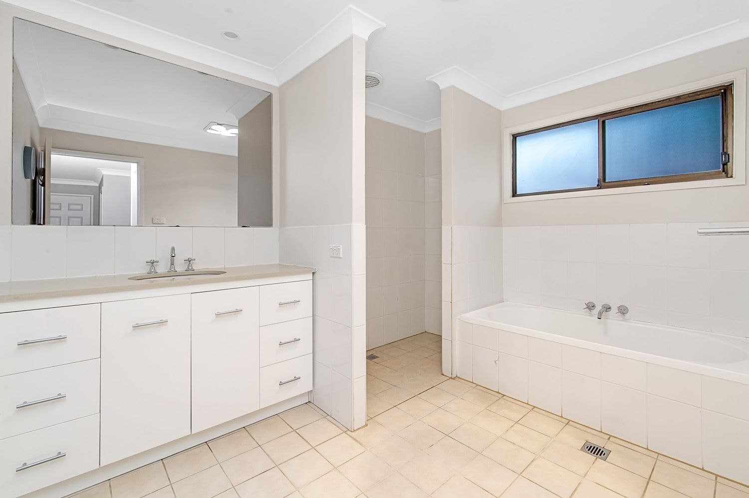 4 Kenburn Avenue, Cherrybrook, Cherrybrook - Thumbnail 6