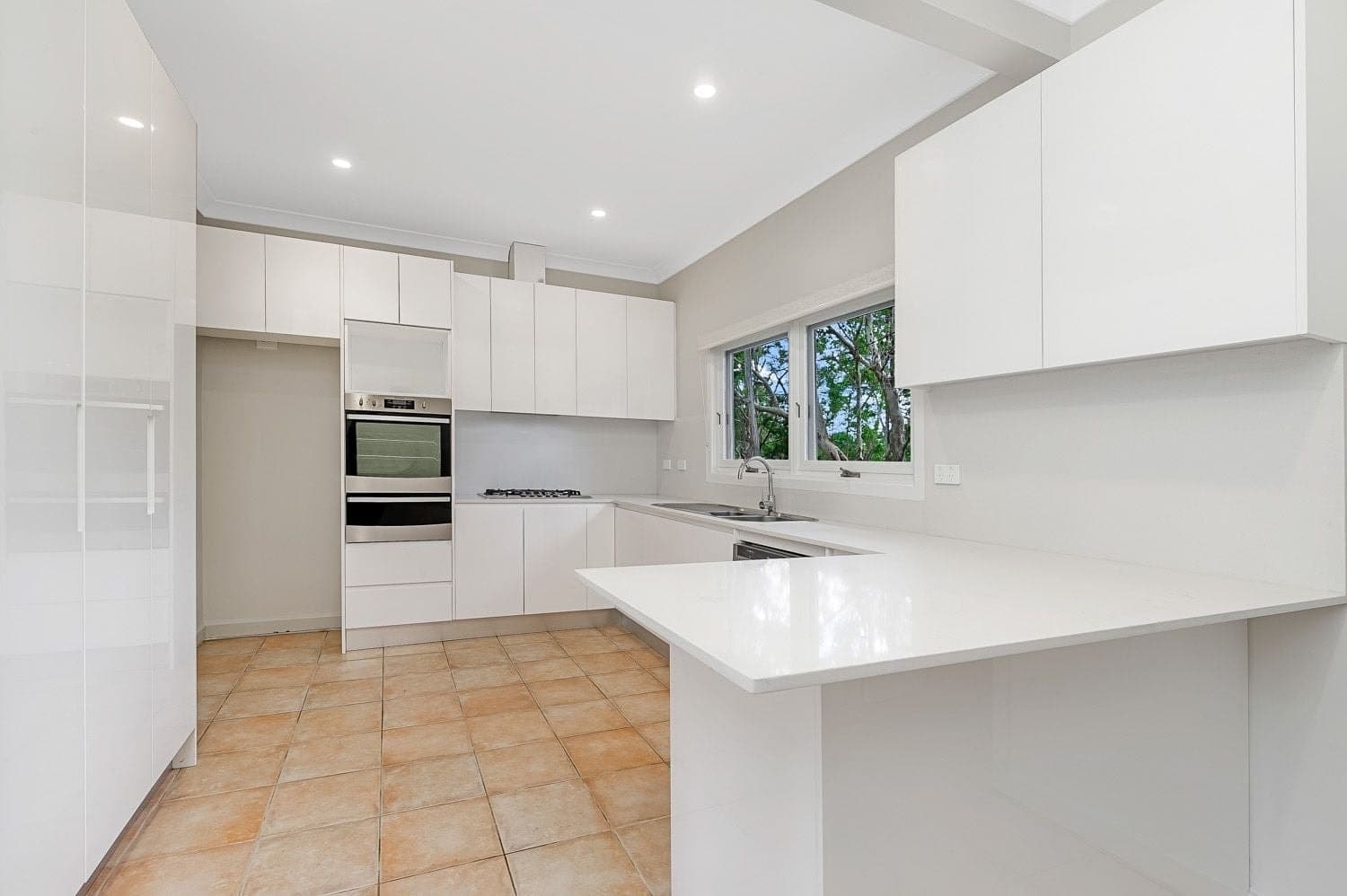 12 Huddart Avenue, Normanhurst, Normanhurst - Thumbnail 4