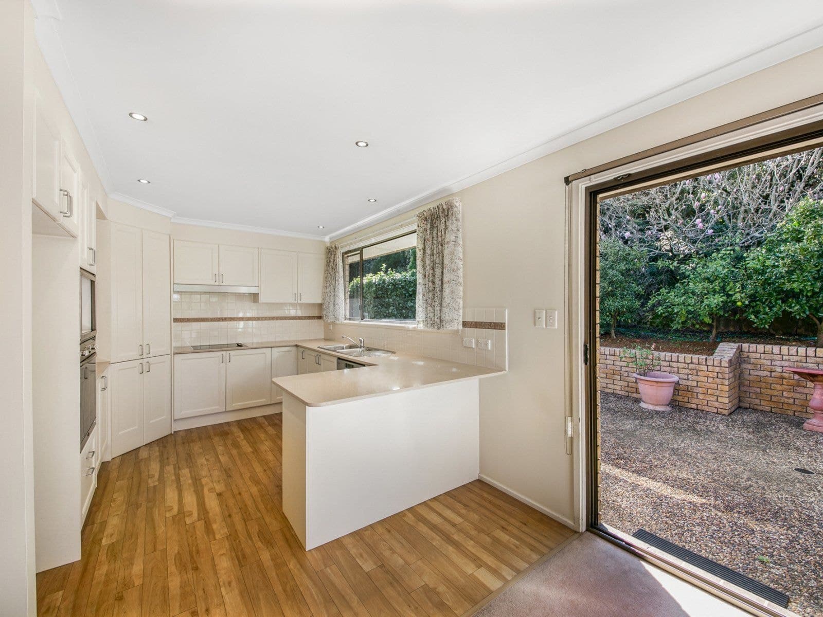 17 Oratava Avenue, West Pennant Hills, West Pennant Hills - Thumbnail 3