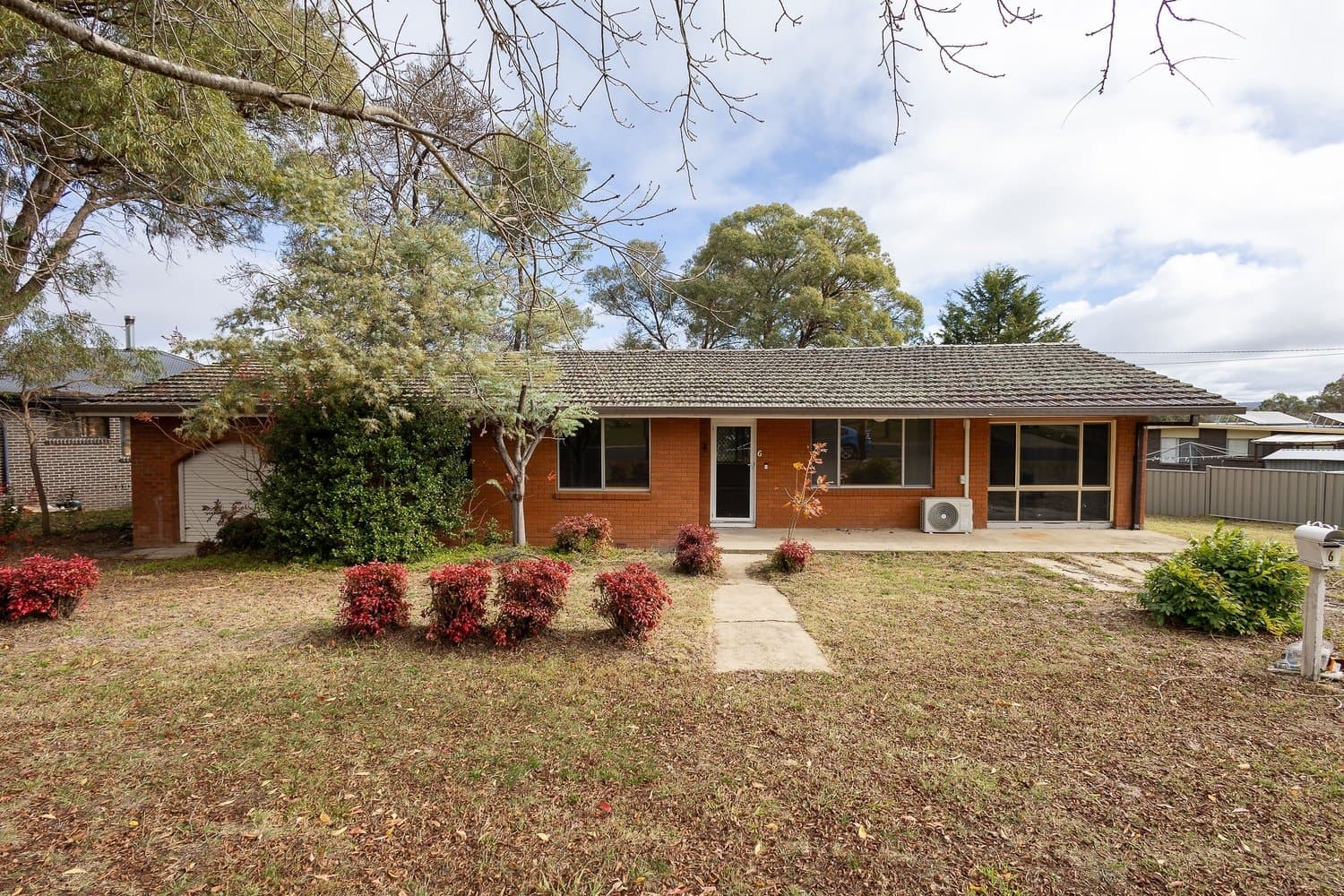 6 Carey Avenue, Armidale NSW 2350, Armidale - Image 1