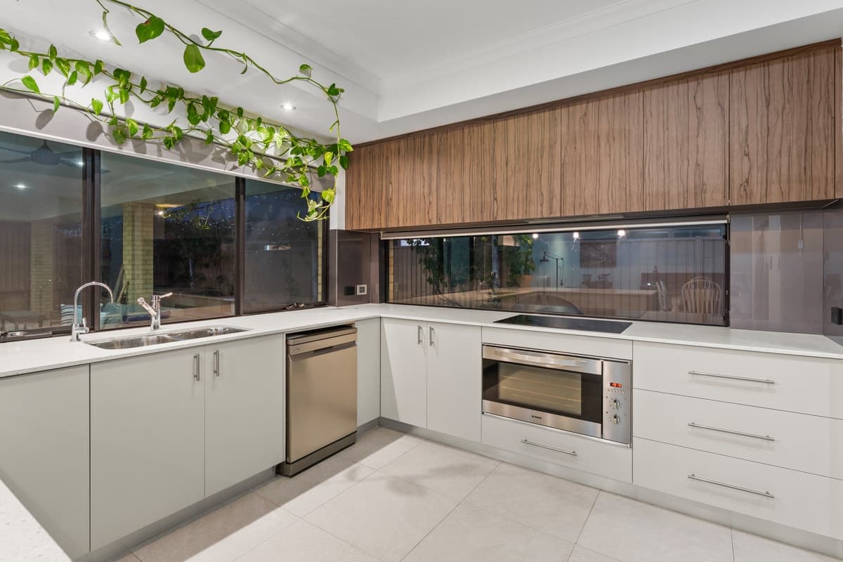 7 Paspalum Street, PIARA WATERS, Piara Waters - Thumbnail 3