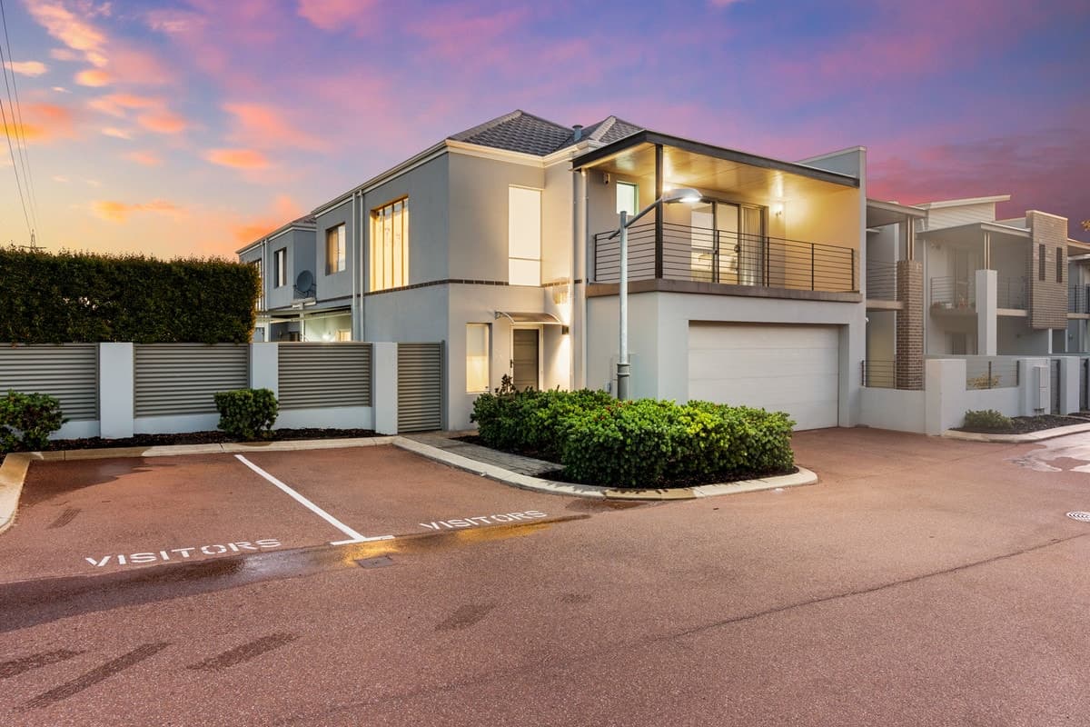 1/71 Baler Court, HAMMOND PARK, Hammond Park - Image 1