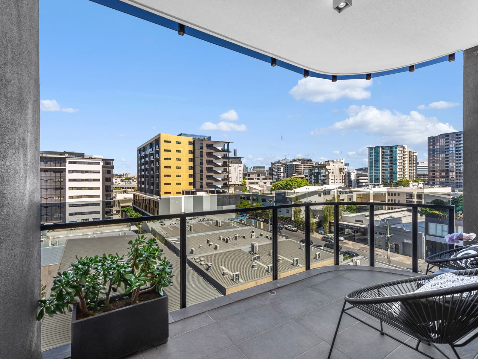 609/31 Longland Street, Newstead - Thumbnail 2