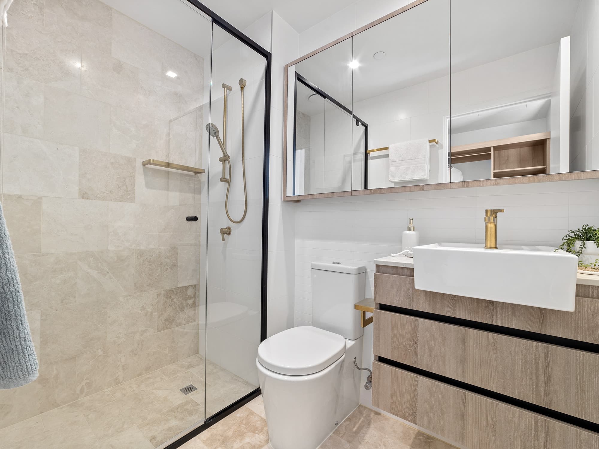 812/18 Longland Street, Newstead - Thumbnail 8