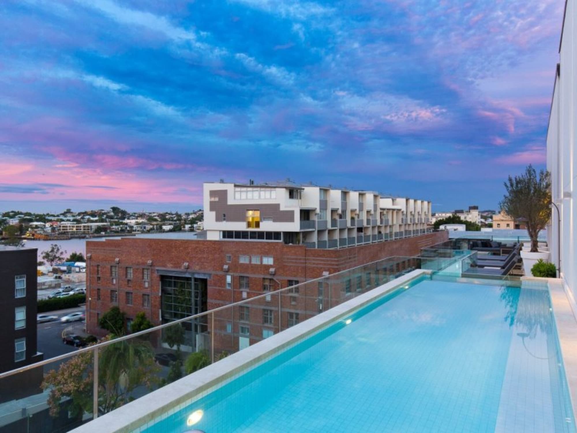 201/38 Helen Street, Teneriffe - Image 1