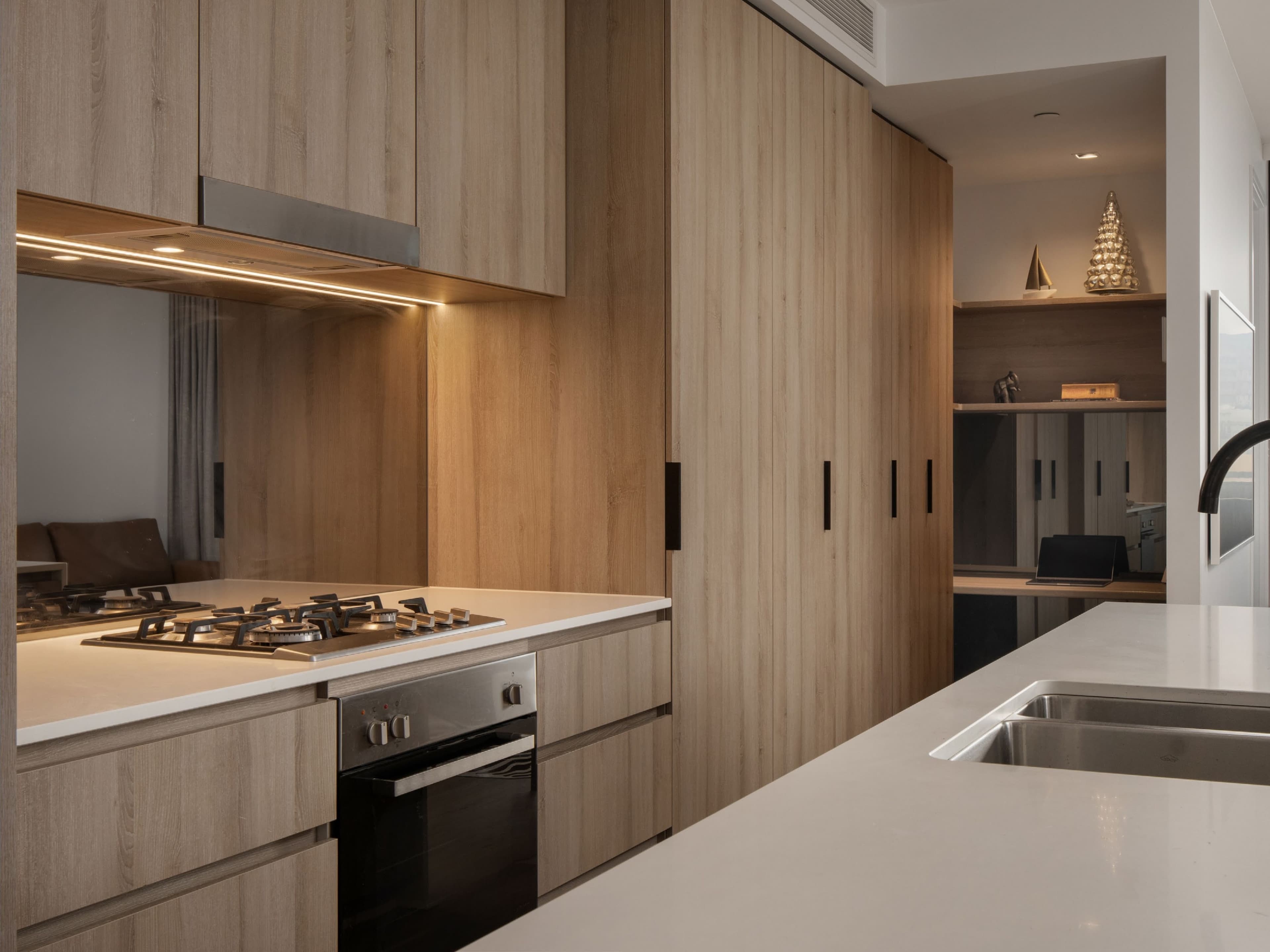 1205/20 Wyandra Street, Newstead - Thumbnail 5
