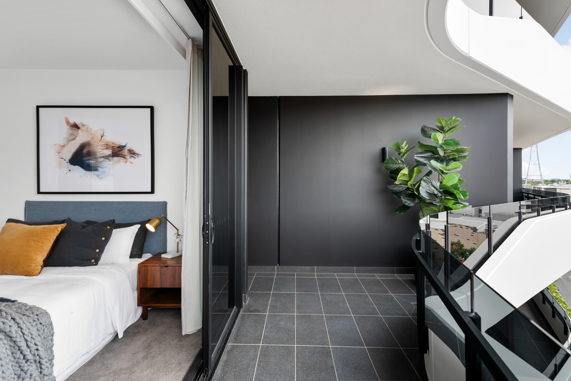 702/20 Wyandra Street, Newstead - Thumbnail 8