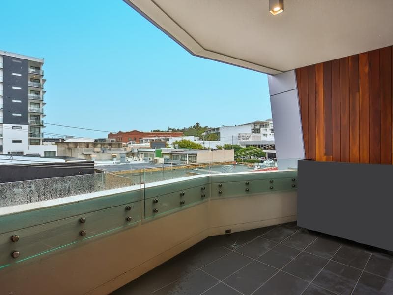 302/60 Doggett Street, Newstead - Thumbnail 2