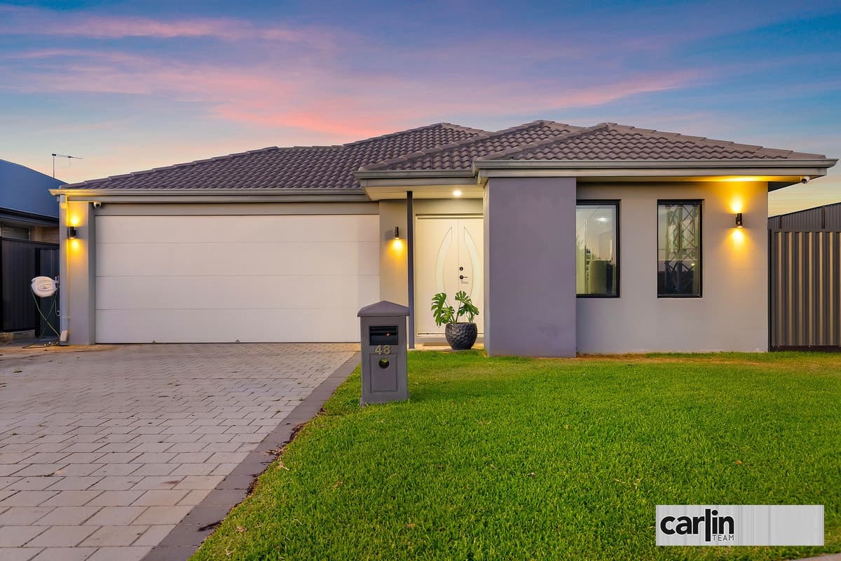 48 Mclaren Avenue, BEELIAR, Beeliar - Image 1