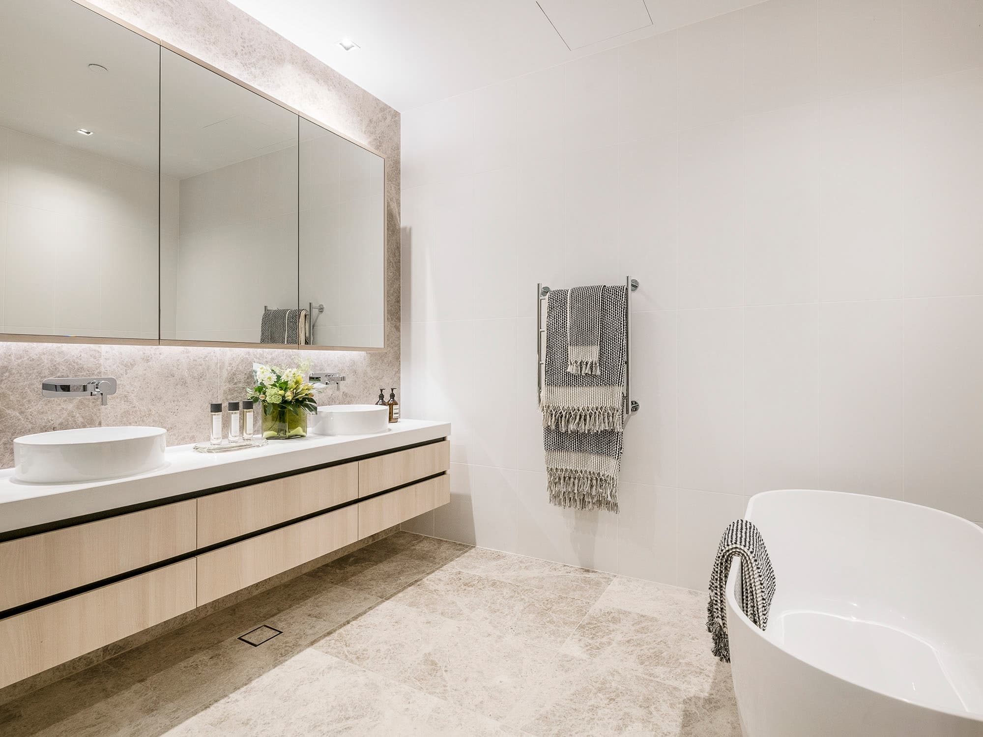 1506/18 Longland Street, Newstead - Thumbnail 7