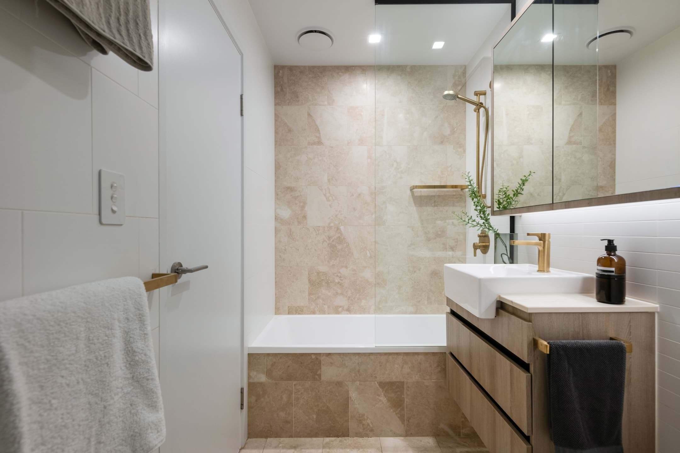 204/18 Longland Street, Newstead - Thumbnail 8