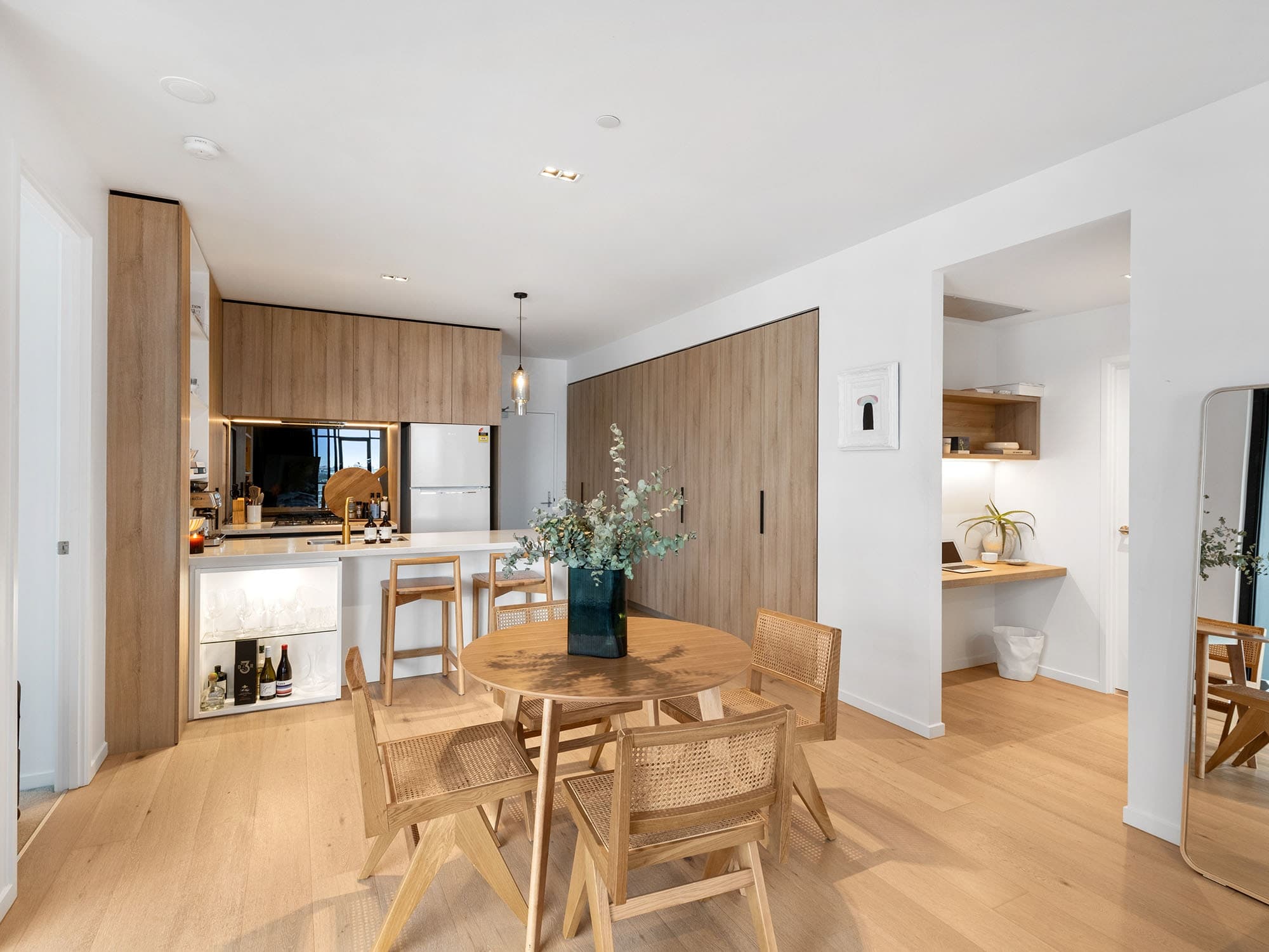808/18 Longland Street, Newstead - Thumbnail 3