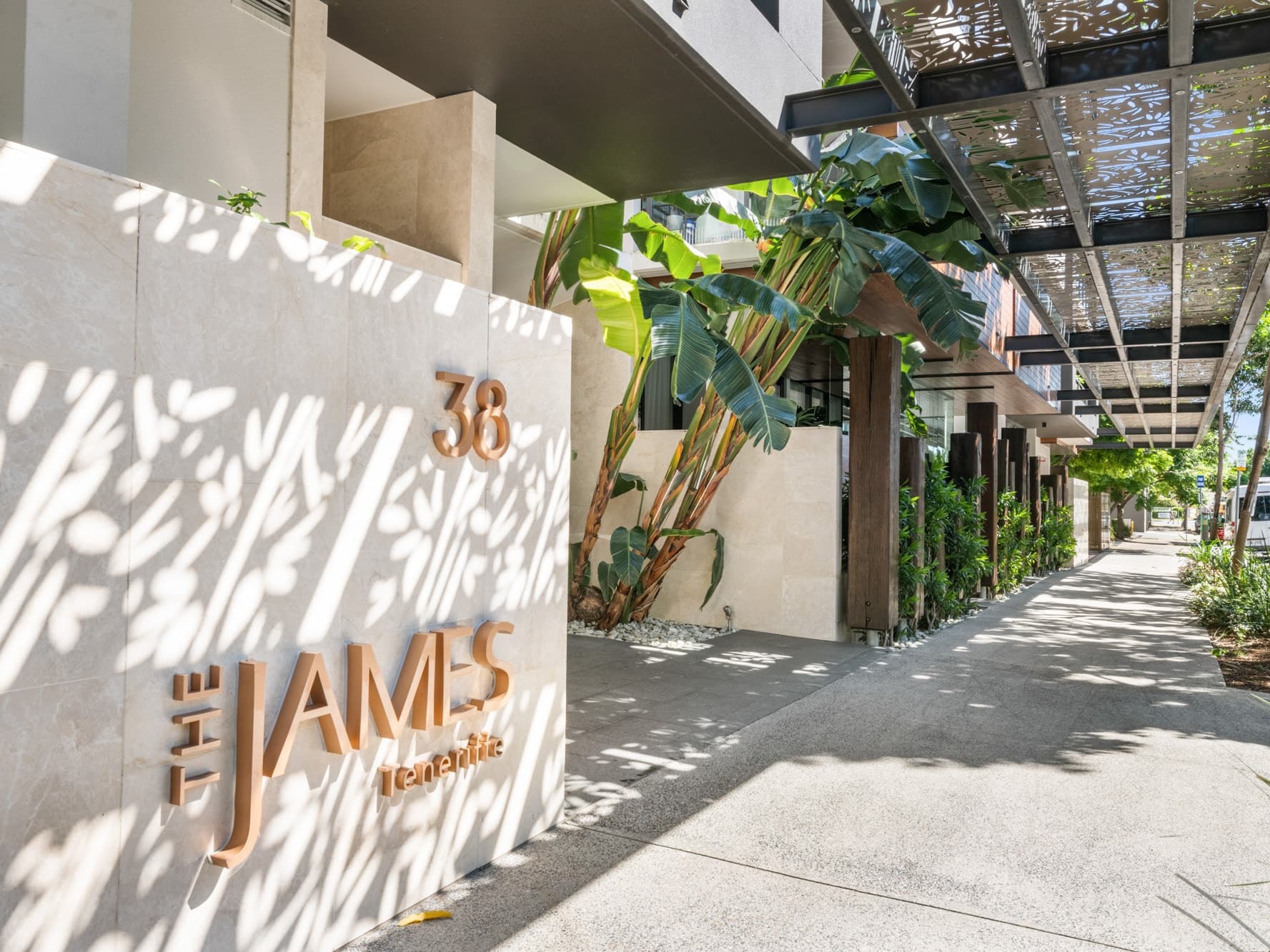311/38 Helen Street, Teneriffe - Image 1
