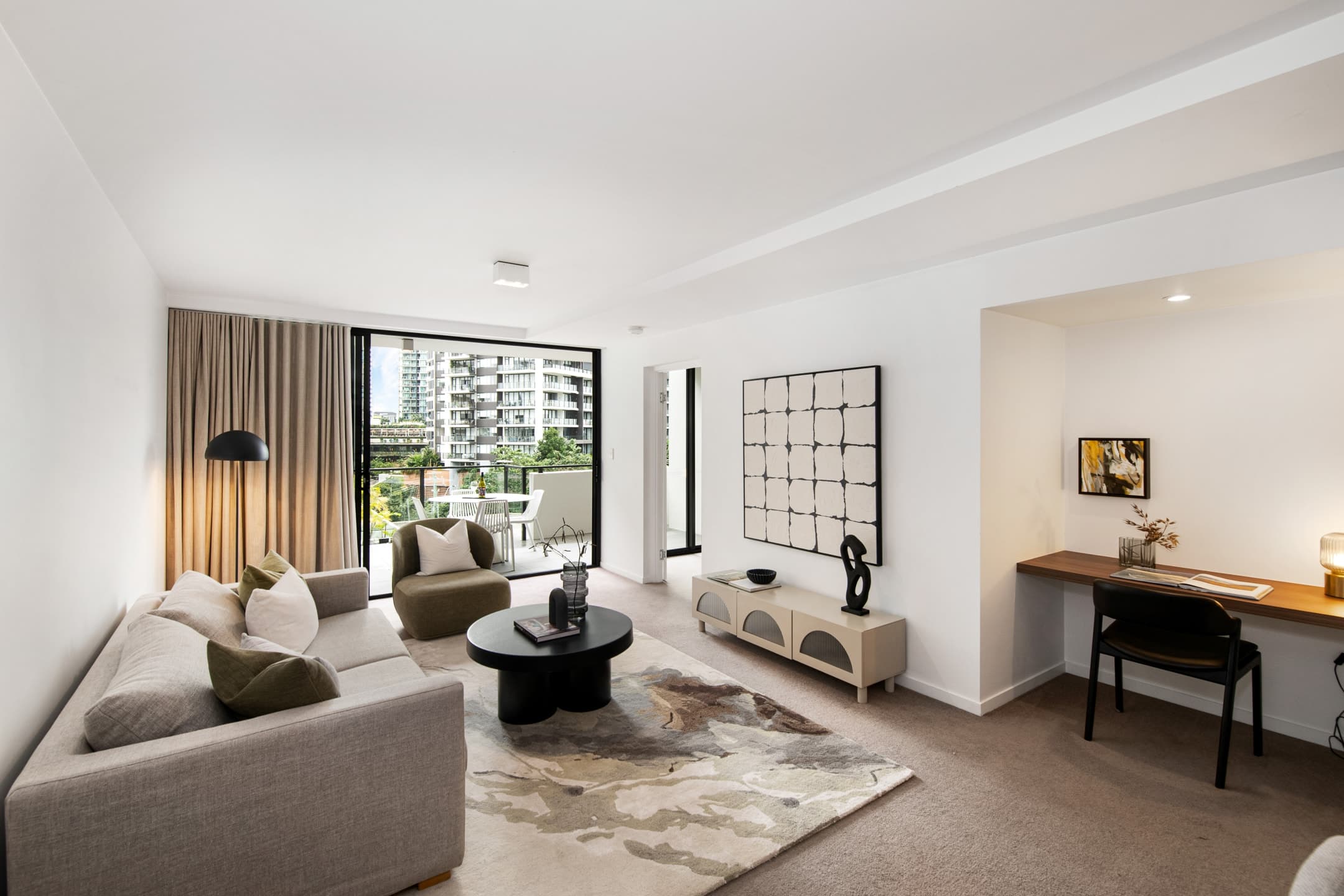 617/38 Helen Street, Teneriffe - Thumbnail 2