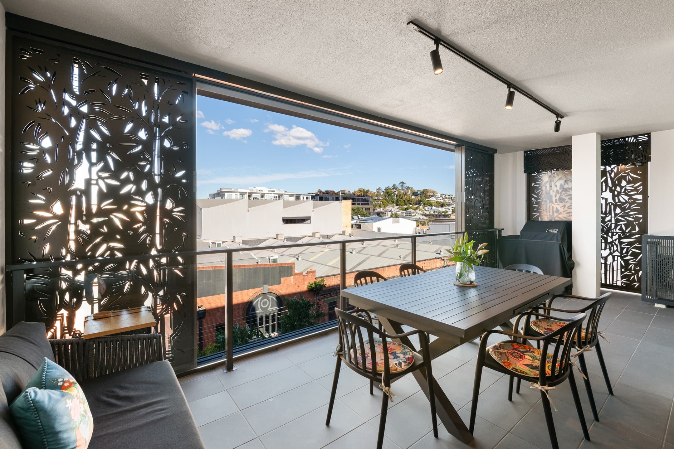 604/38 Helen Street, Teneriffe - Thumbnail 2