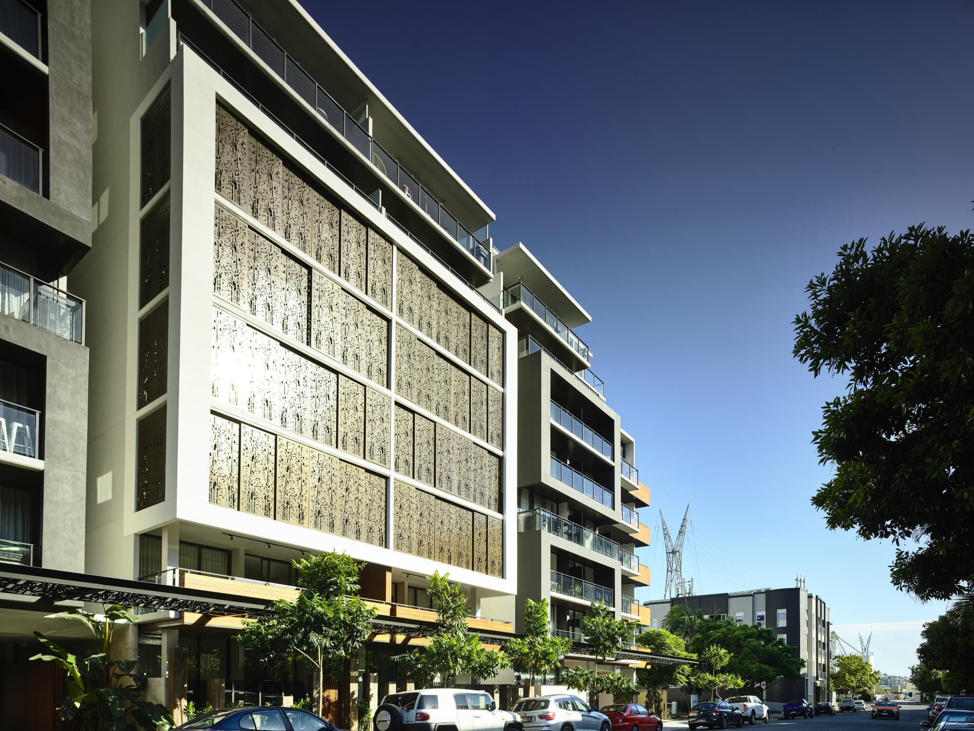 704/38 Helen Street, Teneriffe - Image 1