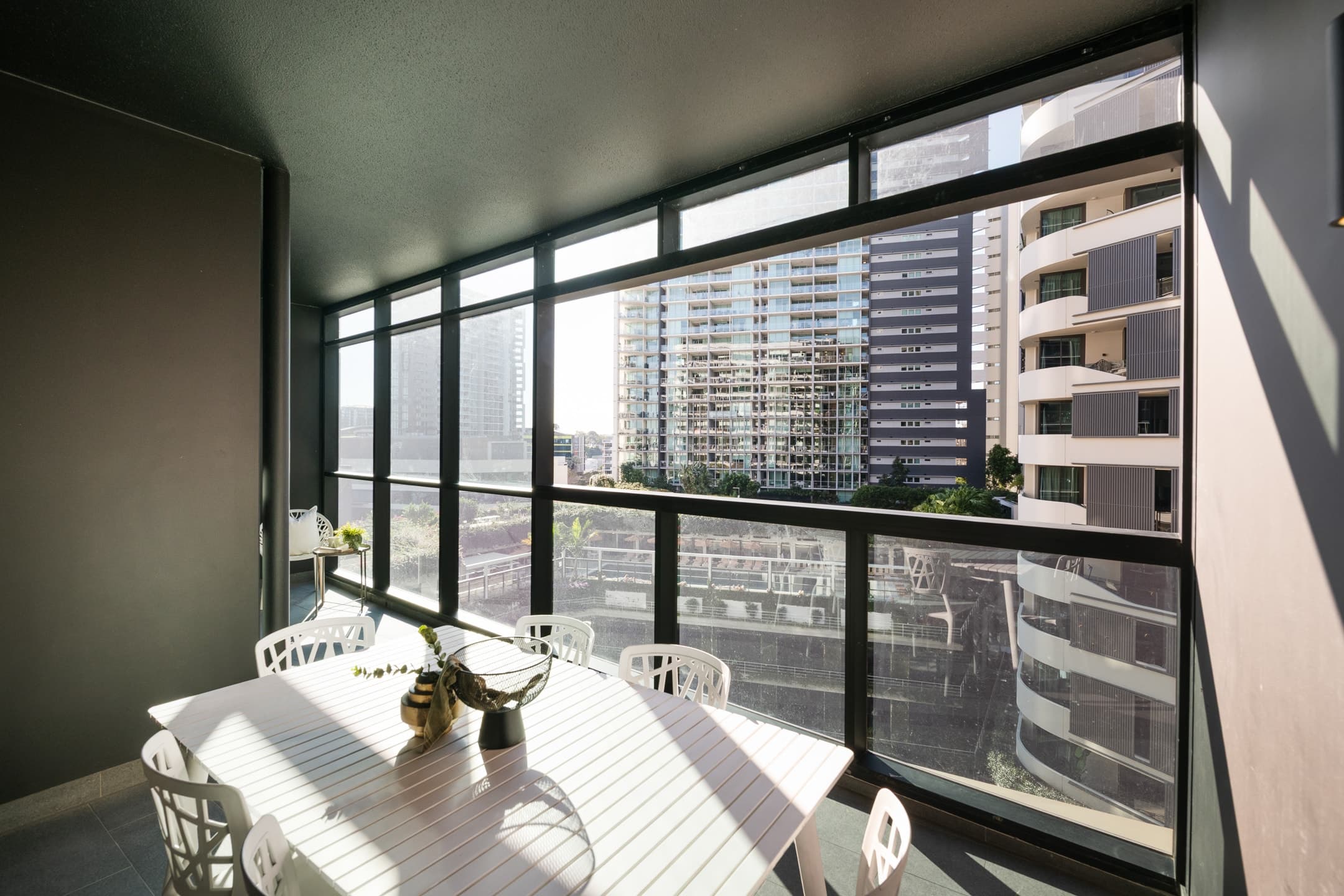 709/18 Longland Street, Newstead - Thumbnail 7