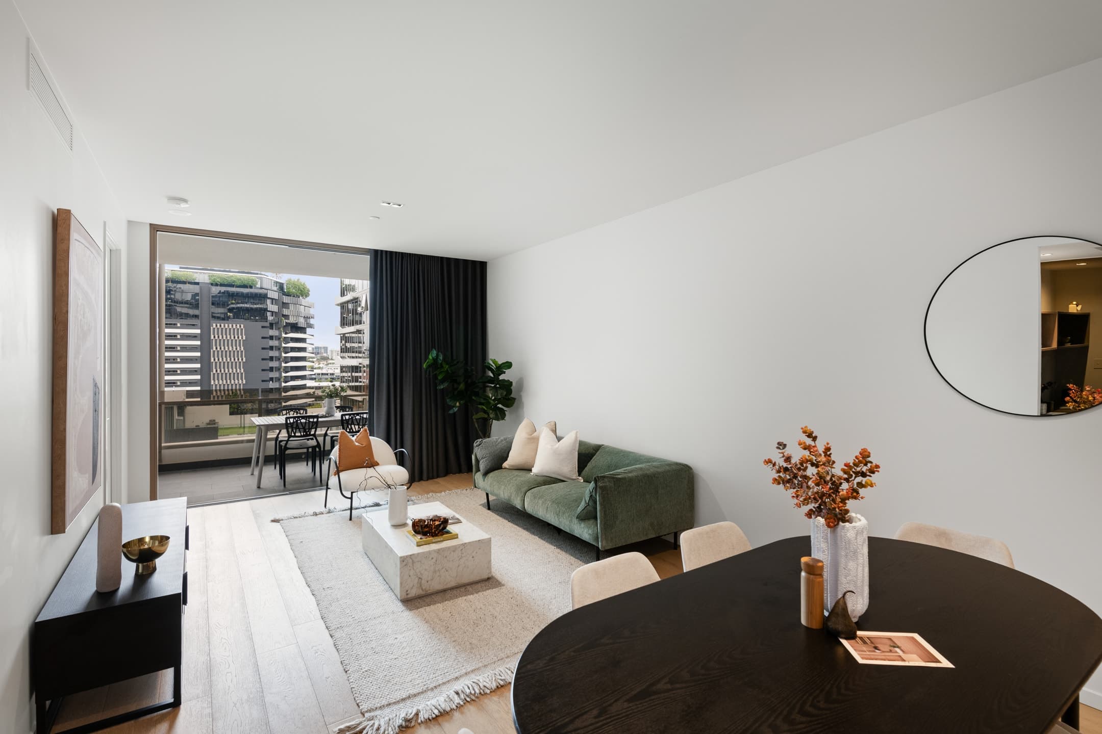 804/18 Longland Street, Newstead - Thumbnail 2