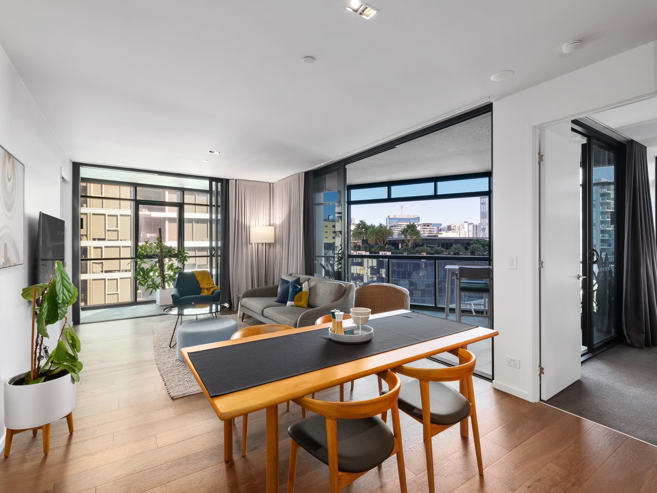 301/18 Longland Street, Newstead - Thumbnail 2
