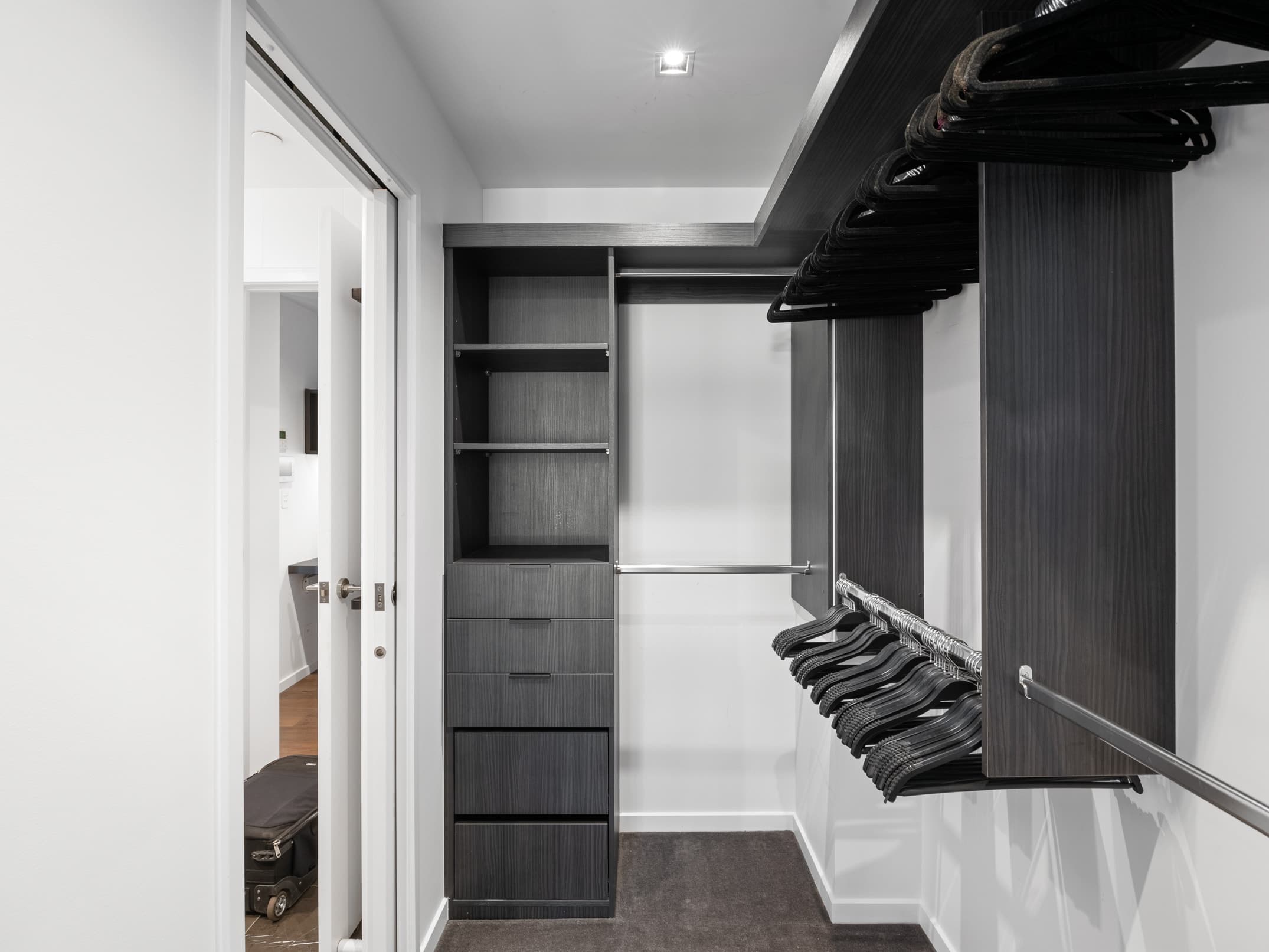 301/18 Longland Street, Newstead - Thumbnail 8