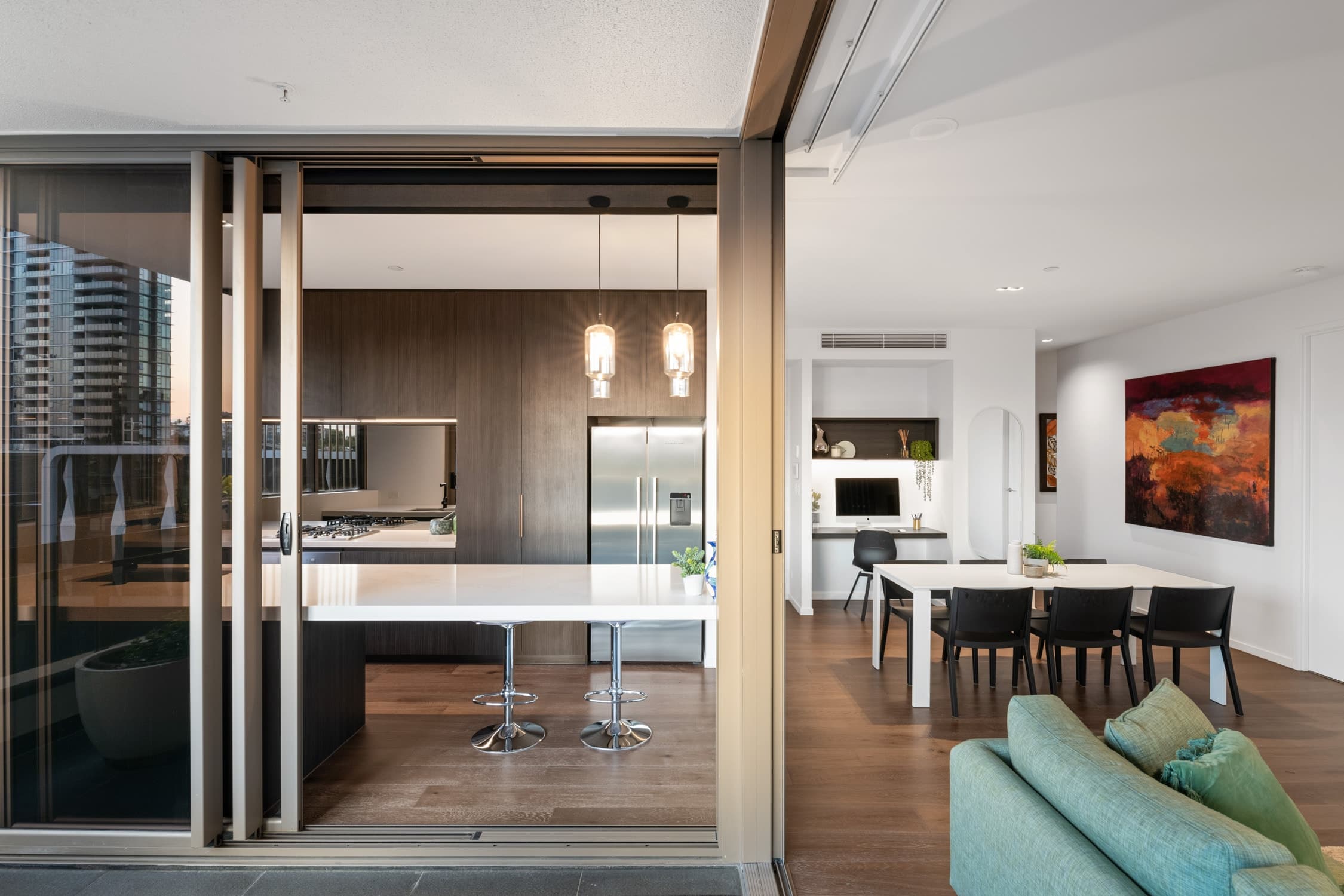 714/18 Longland Street, Newstead - Thumbnail 3