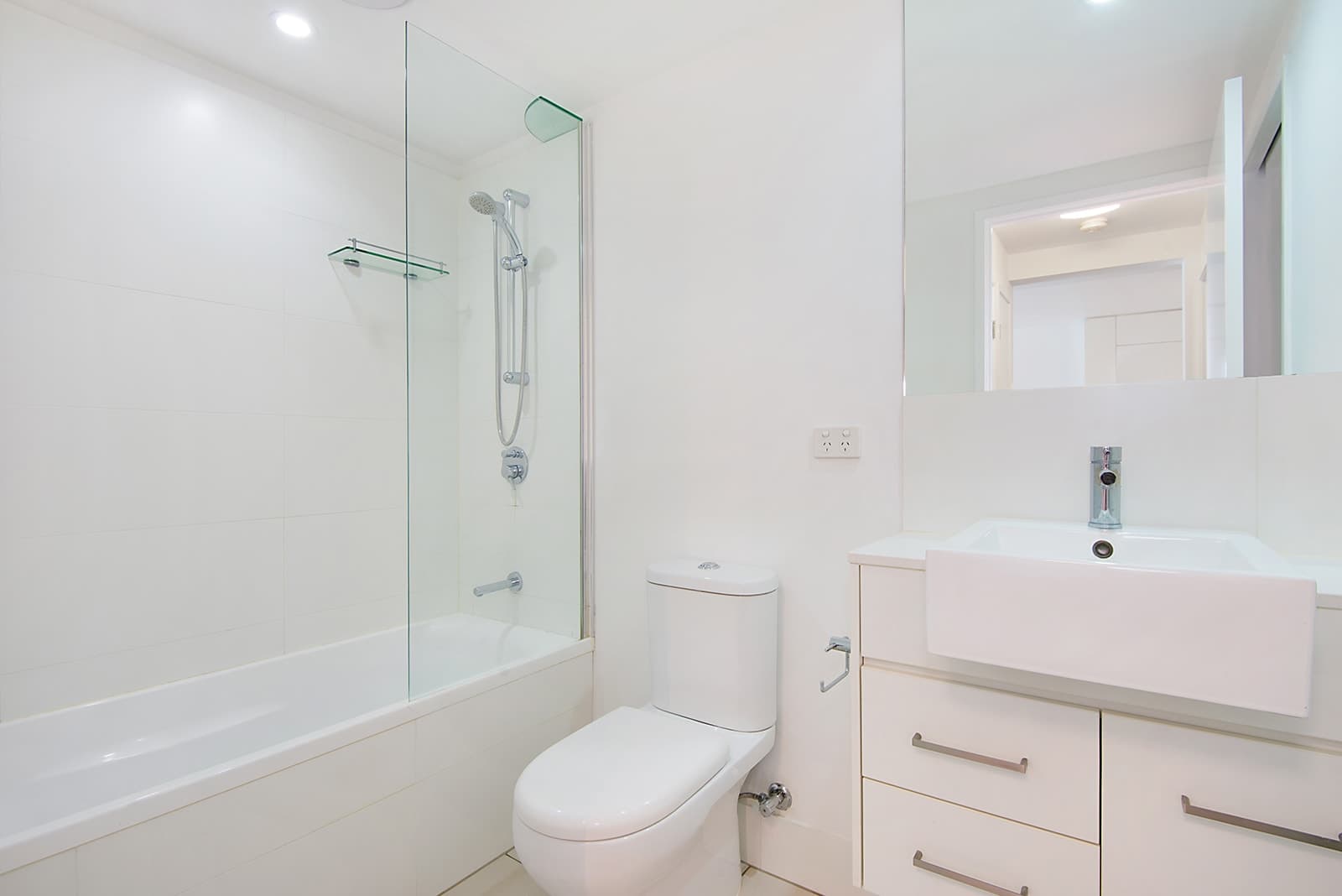 301/53 Wyandra Street, Teneriffe - Image 1
