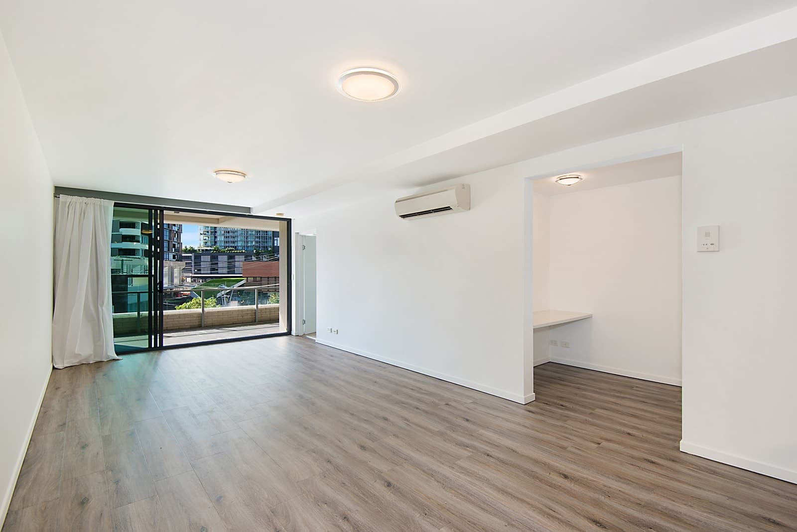 301/53 Wyandra Street, Teneriffe - Thumbnail 3