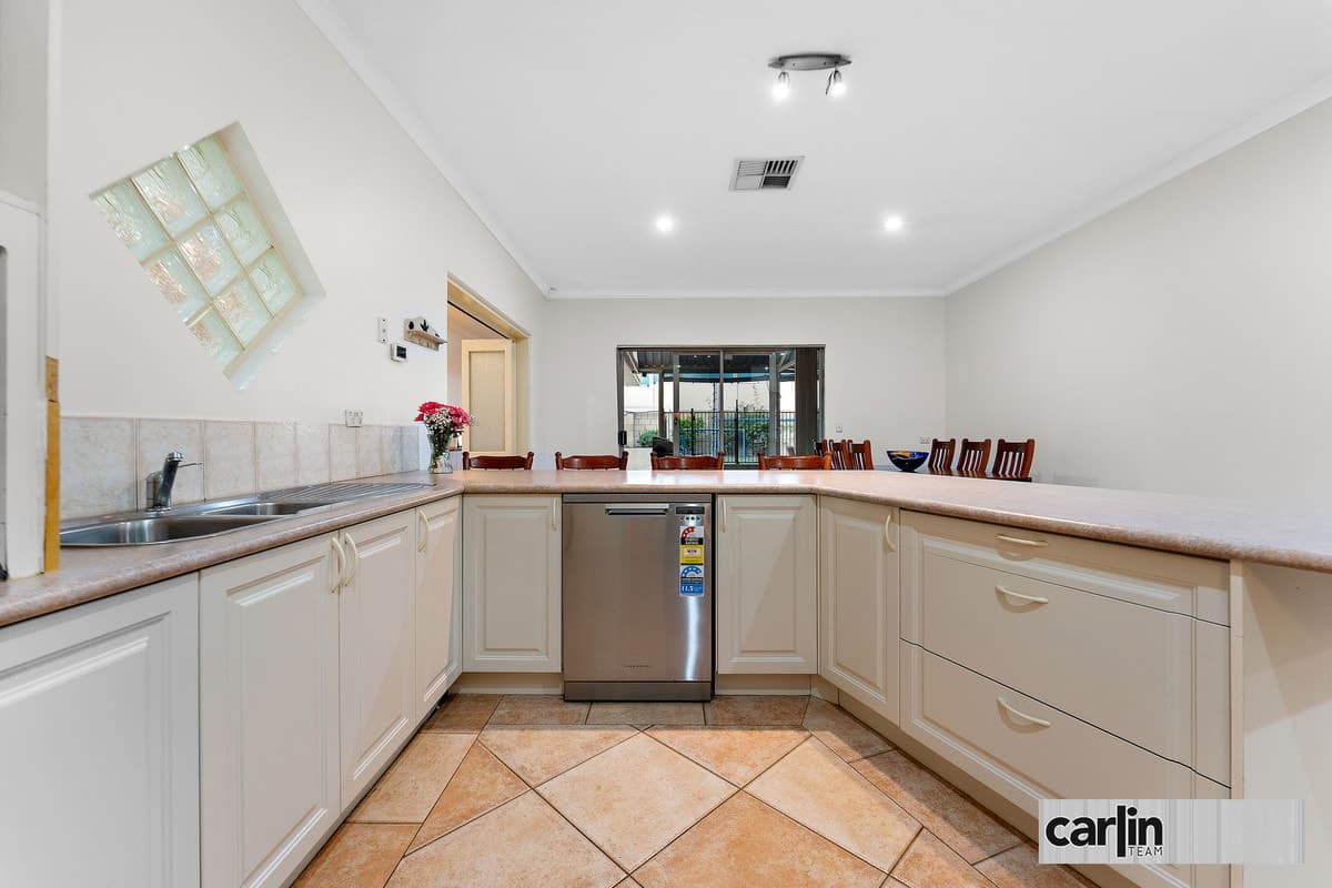 21 Hoult Mews, ATWELL, Atwell - Thumbnail 3