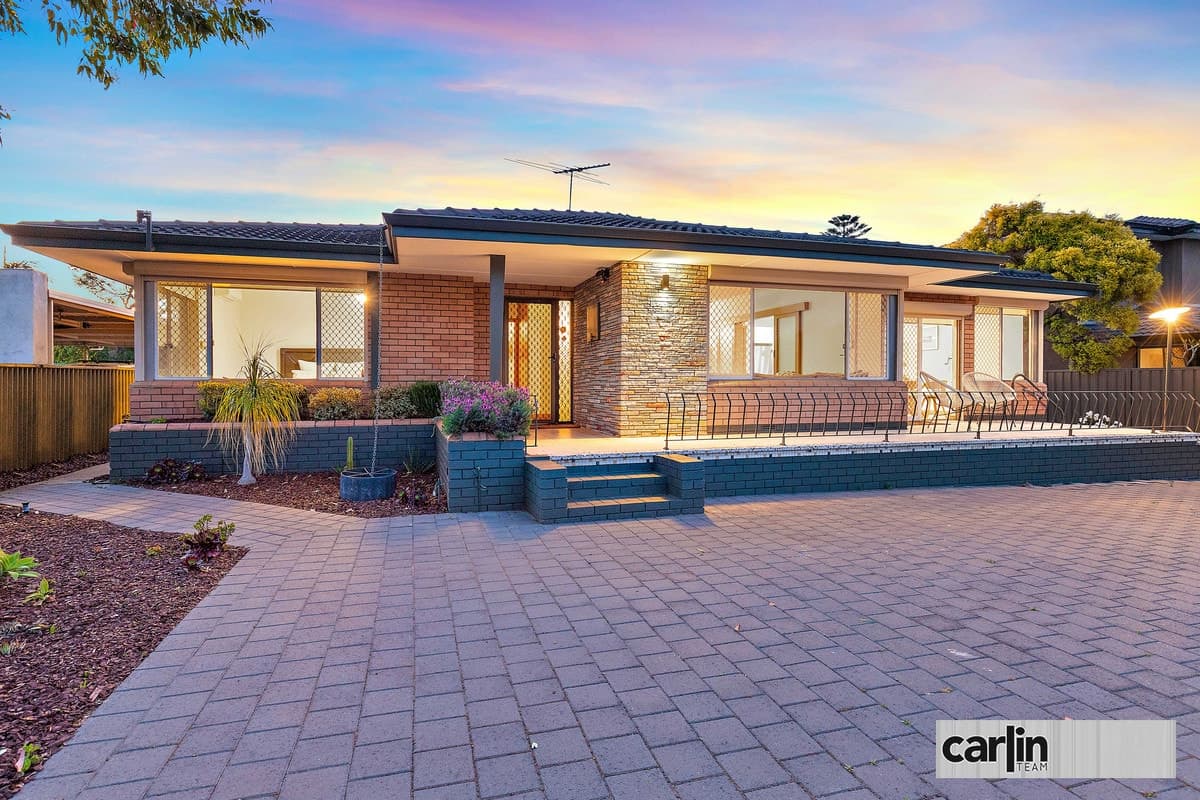 15 Fitzwater Way, SPEARWOOD, Spearwood - Thumbnail 2