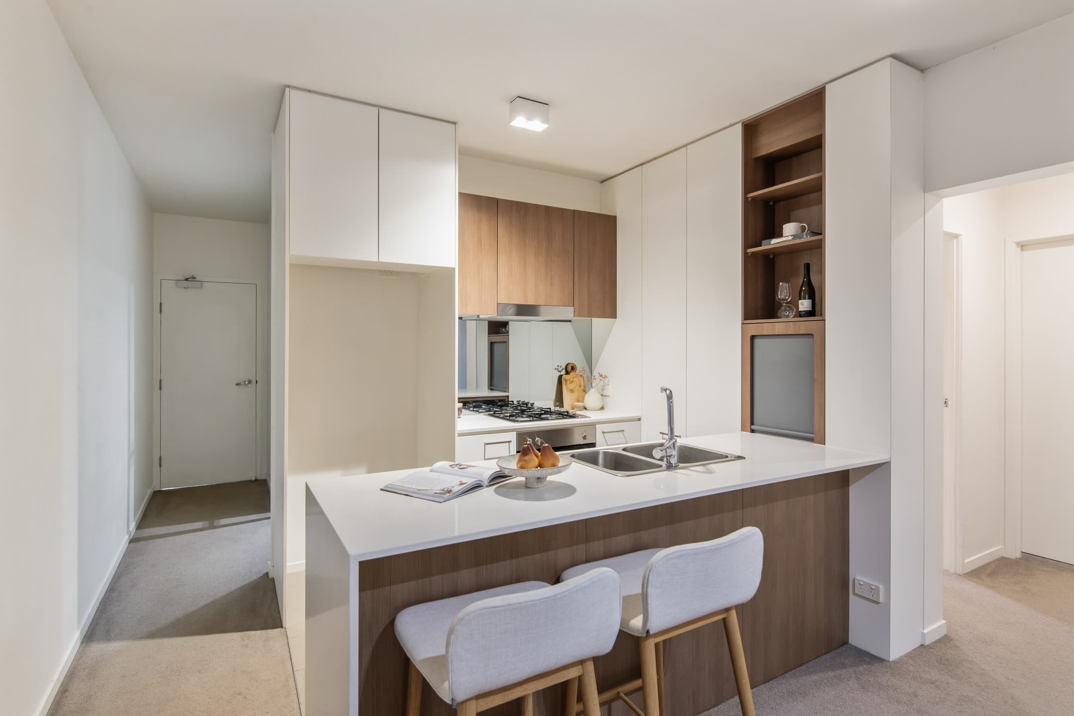 508/31 Longland Street, Newstead - Thumbnail 5