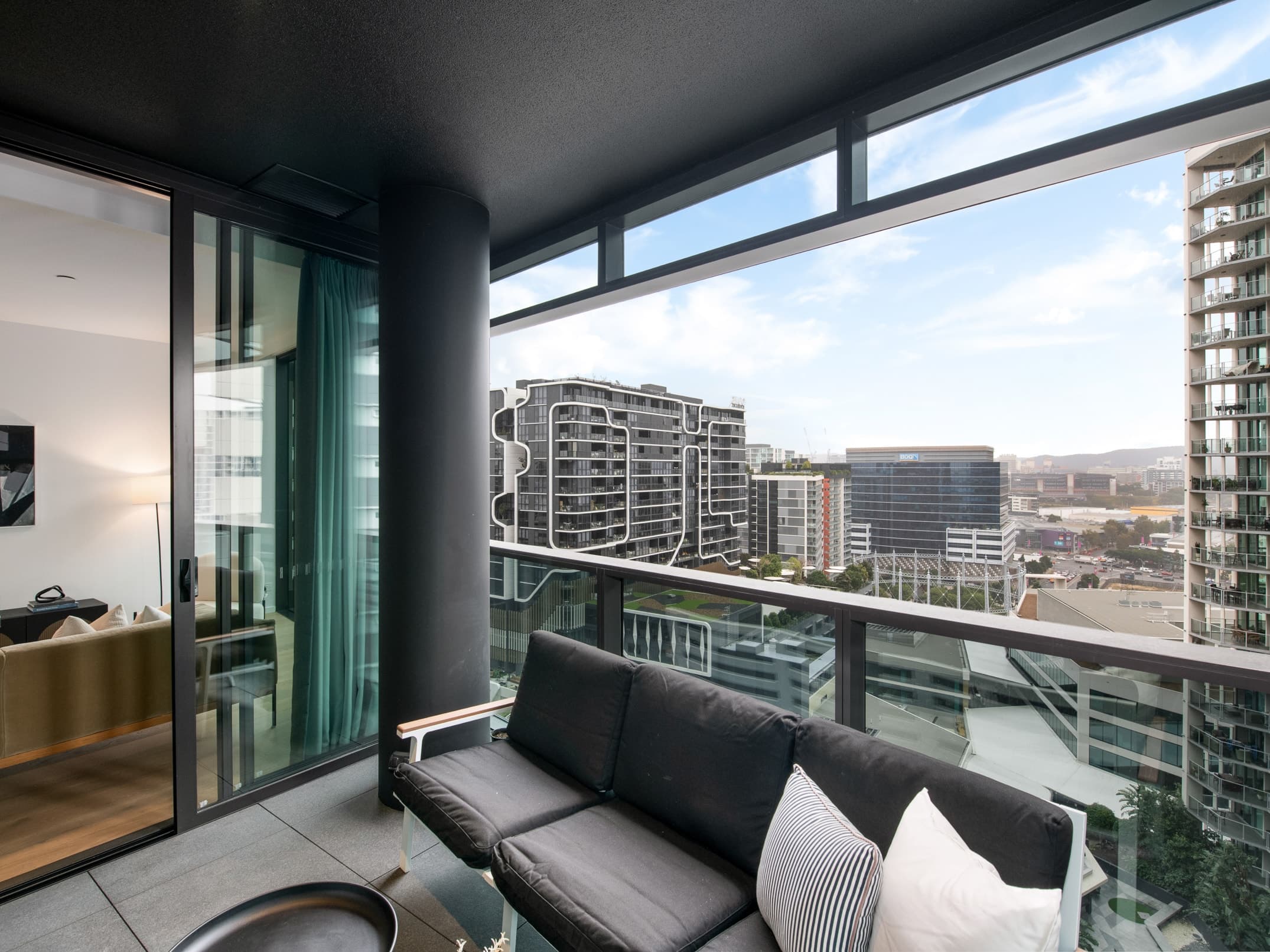 1405/20 Festival Place, Newstead - Thumbnail 6