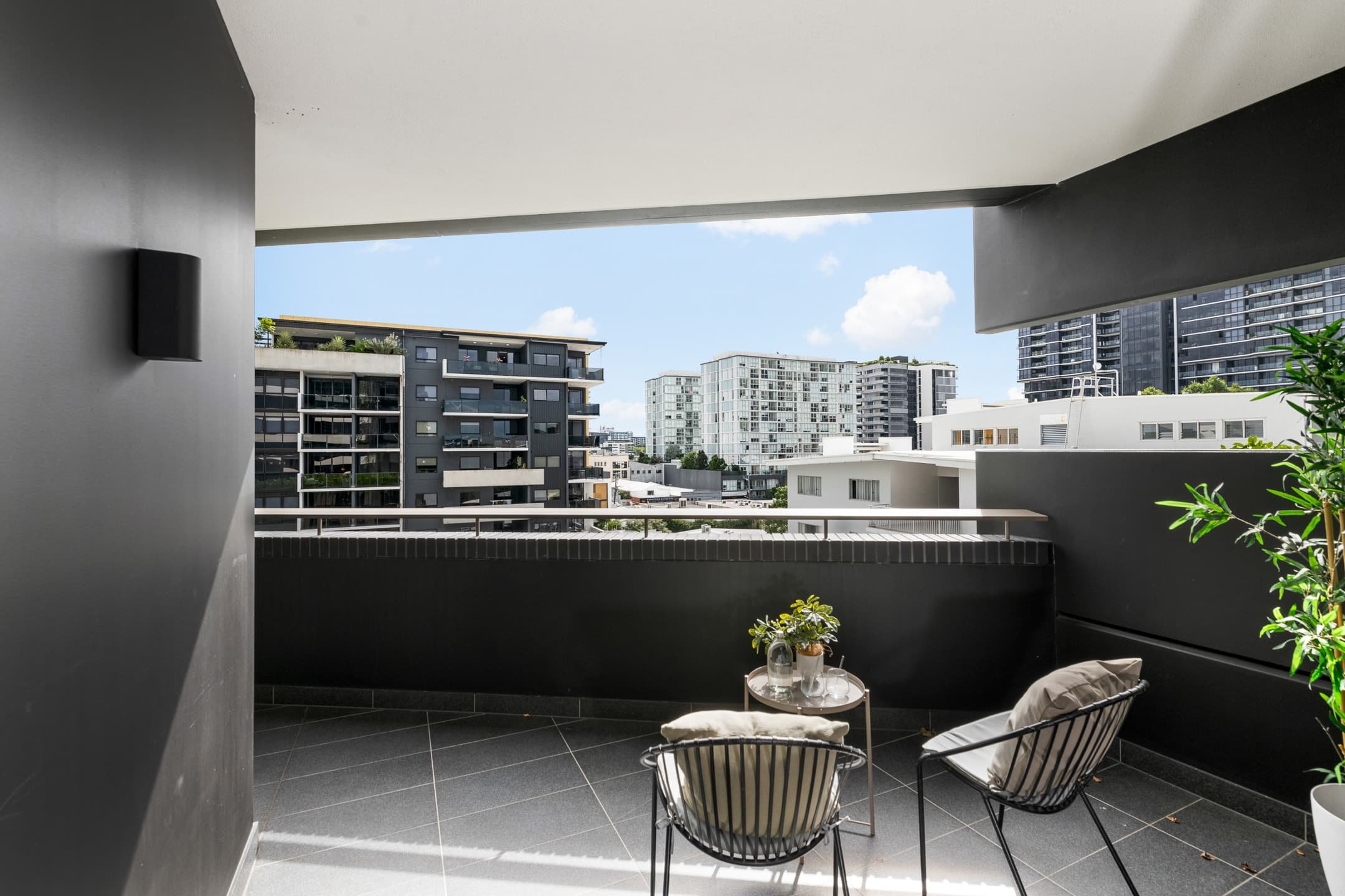 605/20 Wyandra Street, Newstead - Thumbnail 5