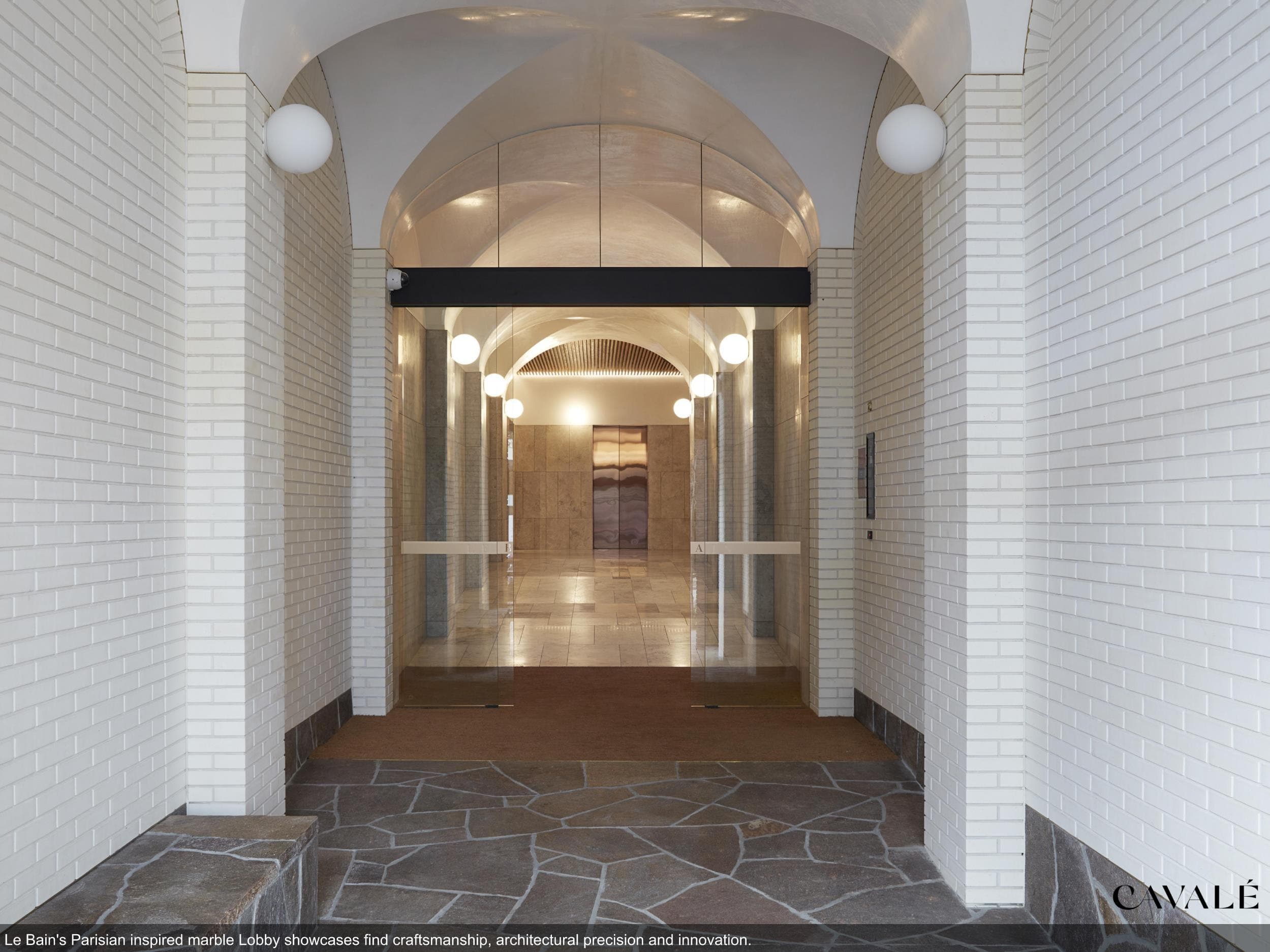506/20 Wyandra Street, Newstead - Image 1