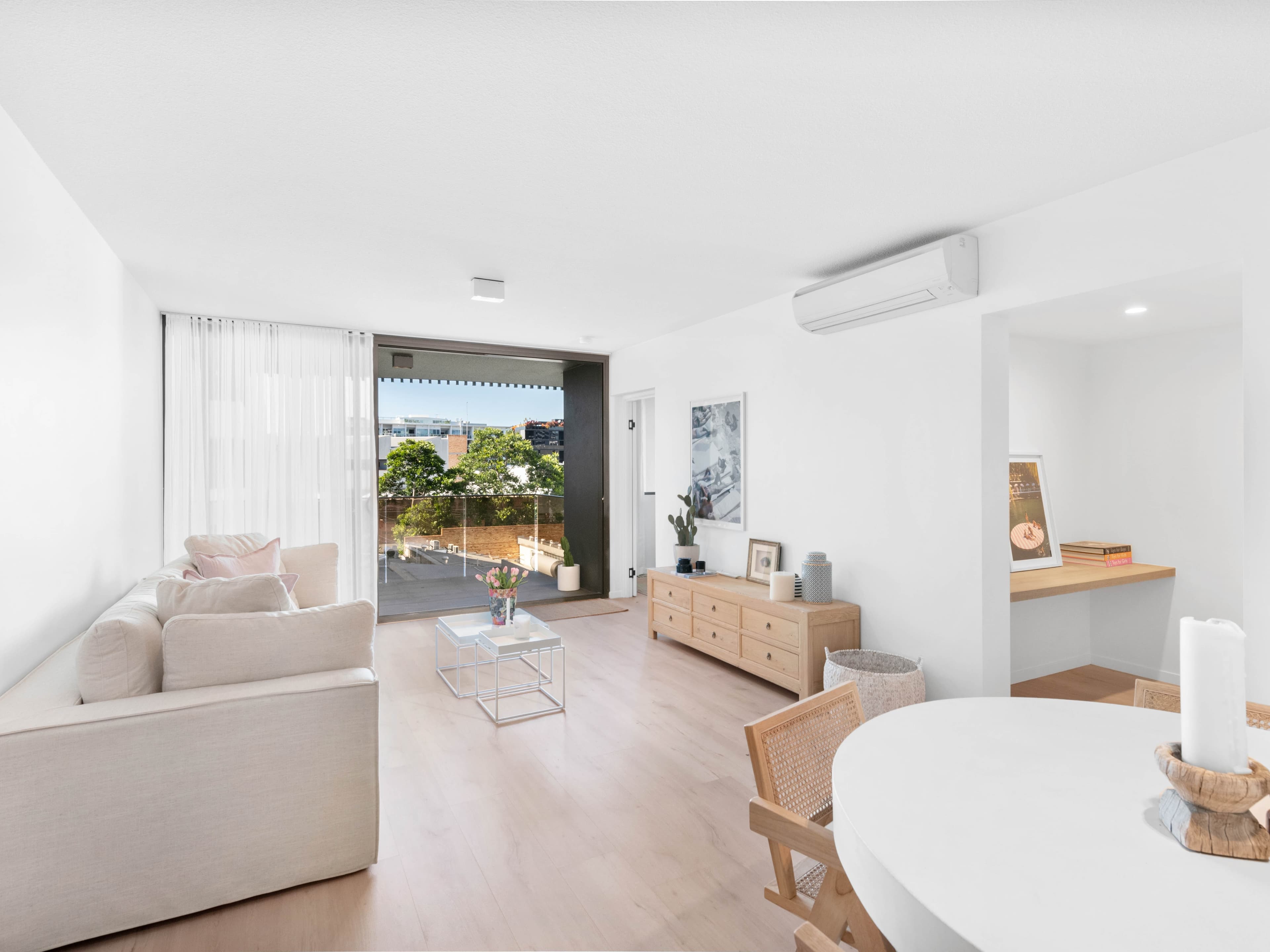 505/43 Wyandra Street, Teneriffe - Thumbnail 2