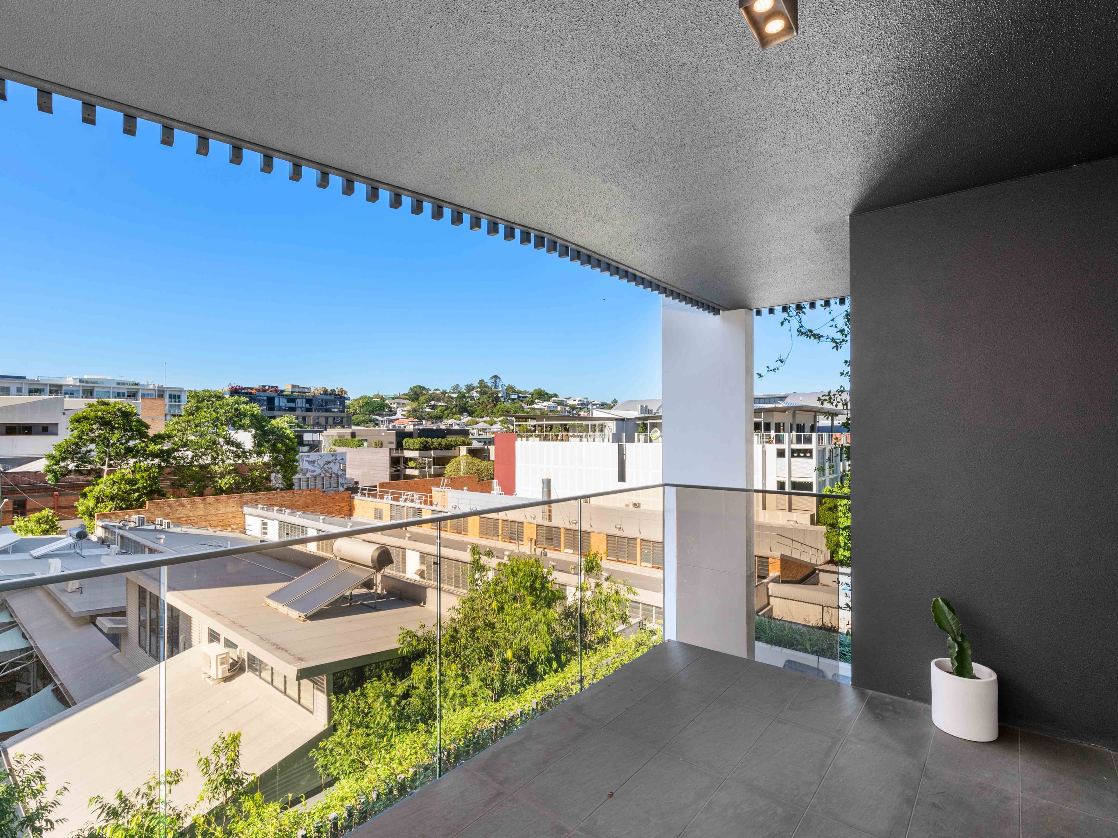 505/43 Wyandra Street, Teneriffe - Thumbnail 5