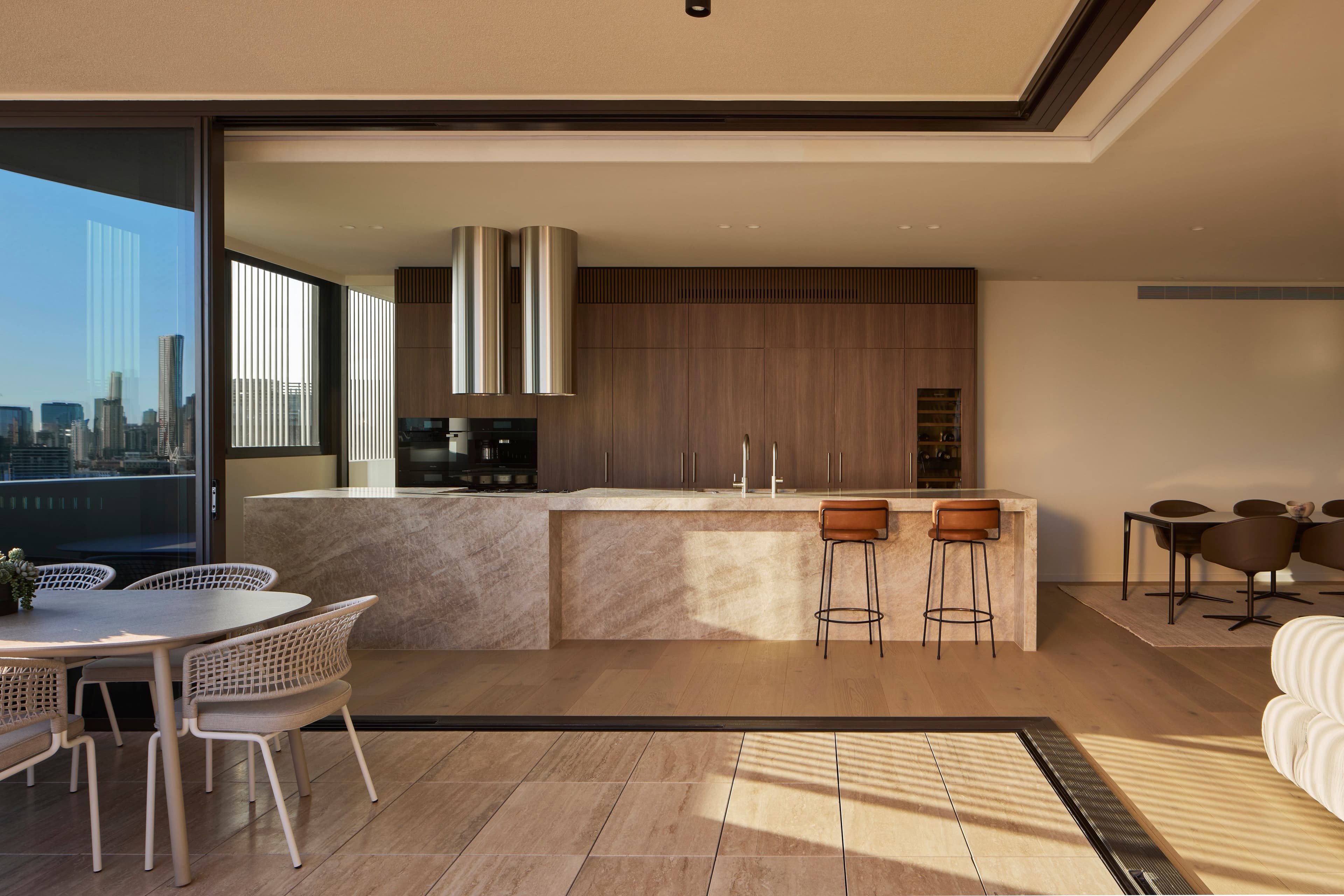 2202/20 Festival Place, Newstead - Thumbnail 3