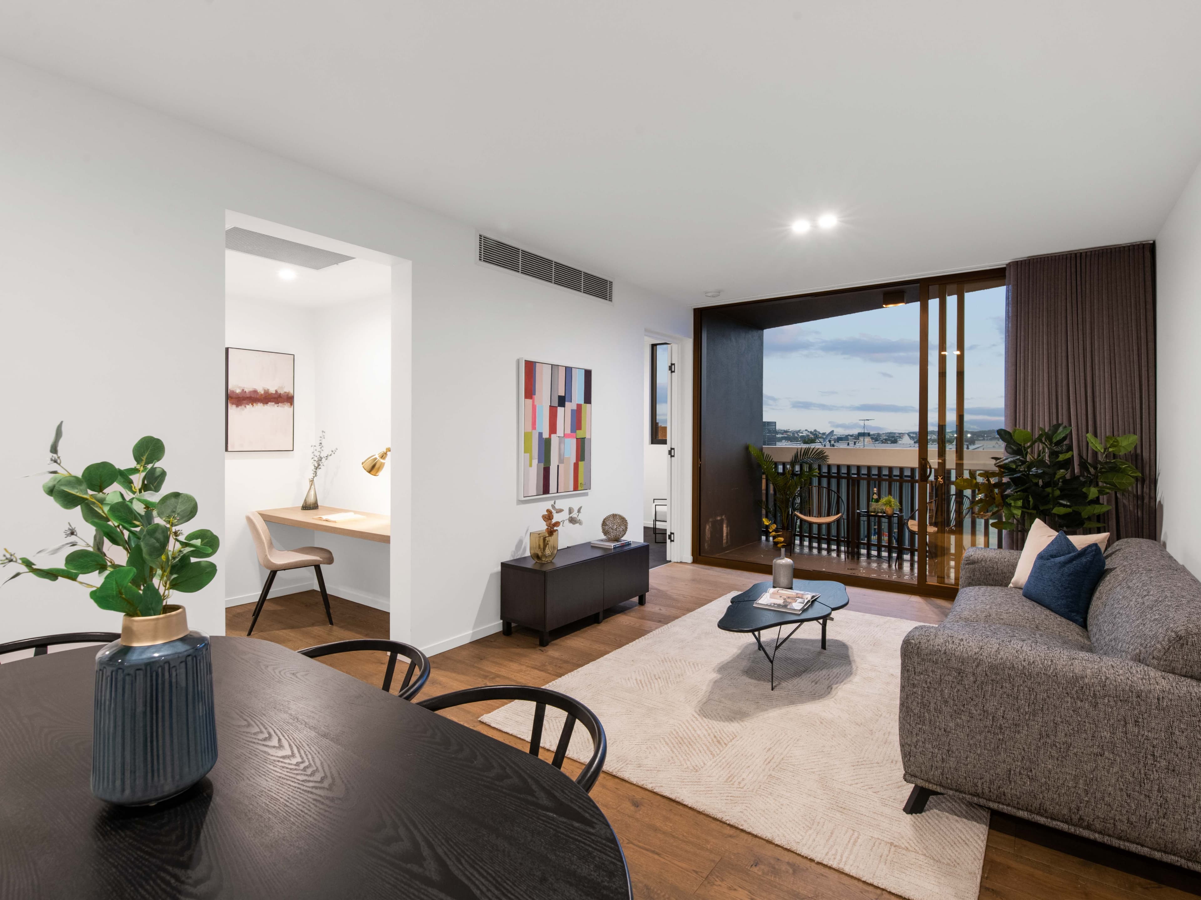 904/43 Wyandra Street, Teneriffe - Thumbnail 3