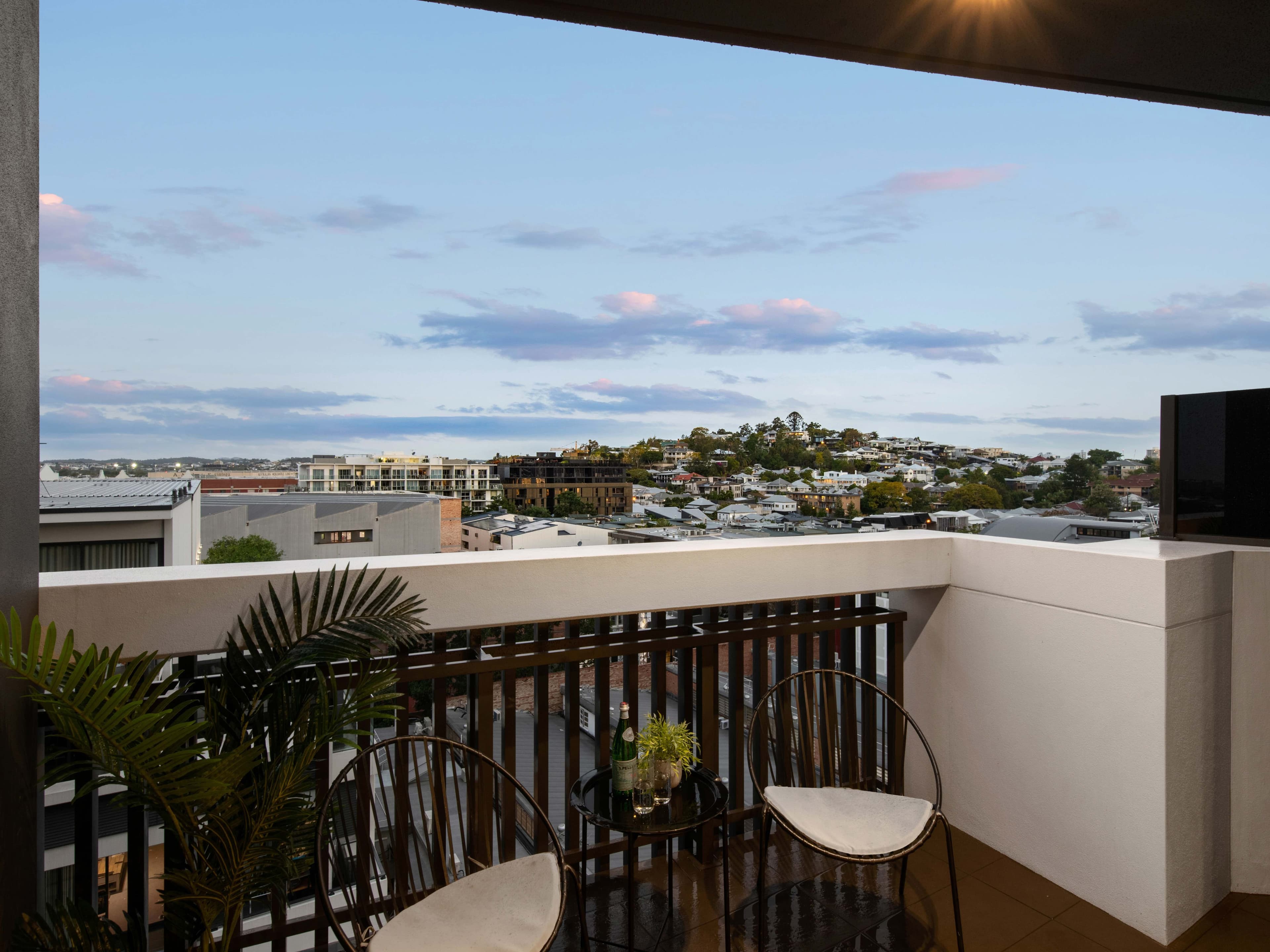 904/43 Wyandra Street, Teneriffe - Thumbnail 4
