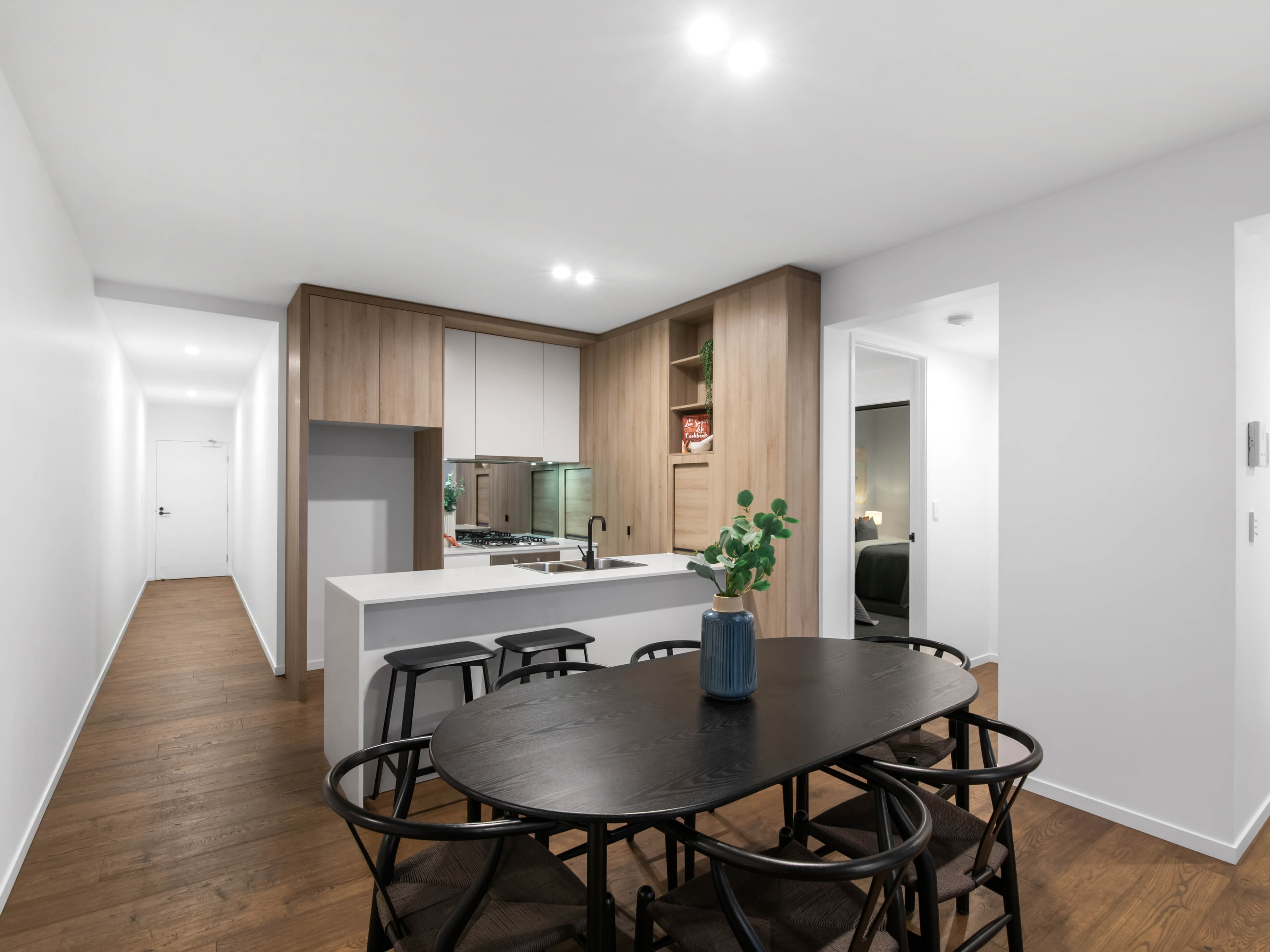 904/43 Wyandra Street, Teneriffe - Thumbnail 6