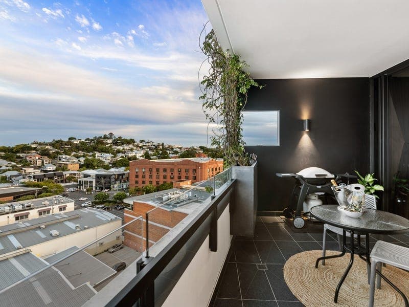 1002/20 Wyandra Street, Newstead - Thumbnail 4
