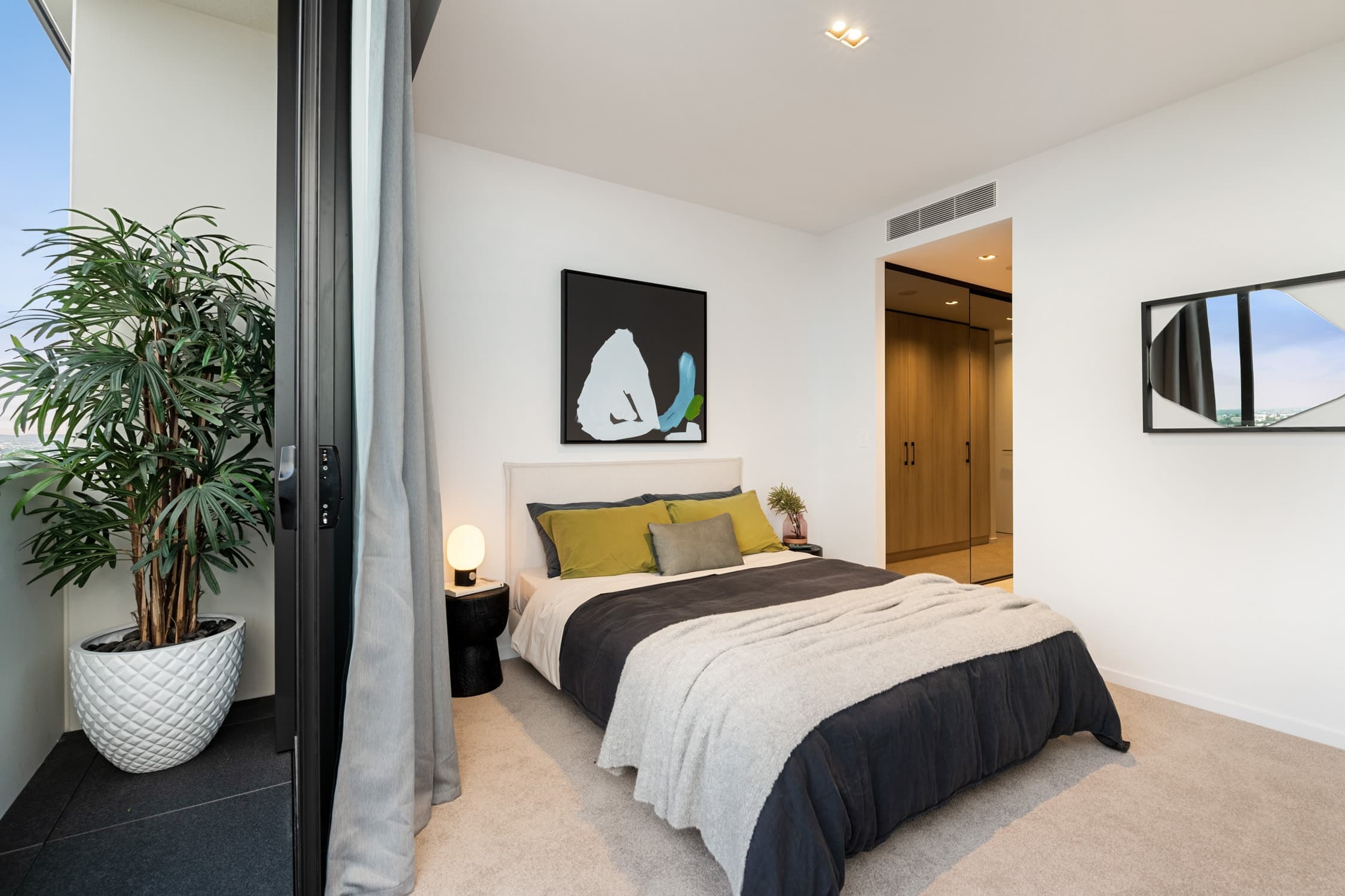 1206/20 Festival Place, Newstead - Thumbnail 5