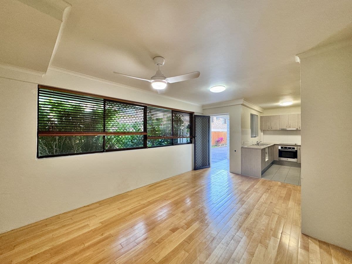 1 / 10 Lather Street, Southport, Southport - Image 1