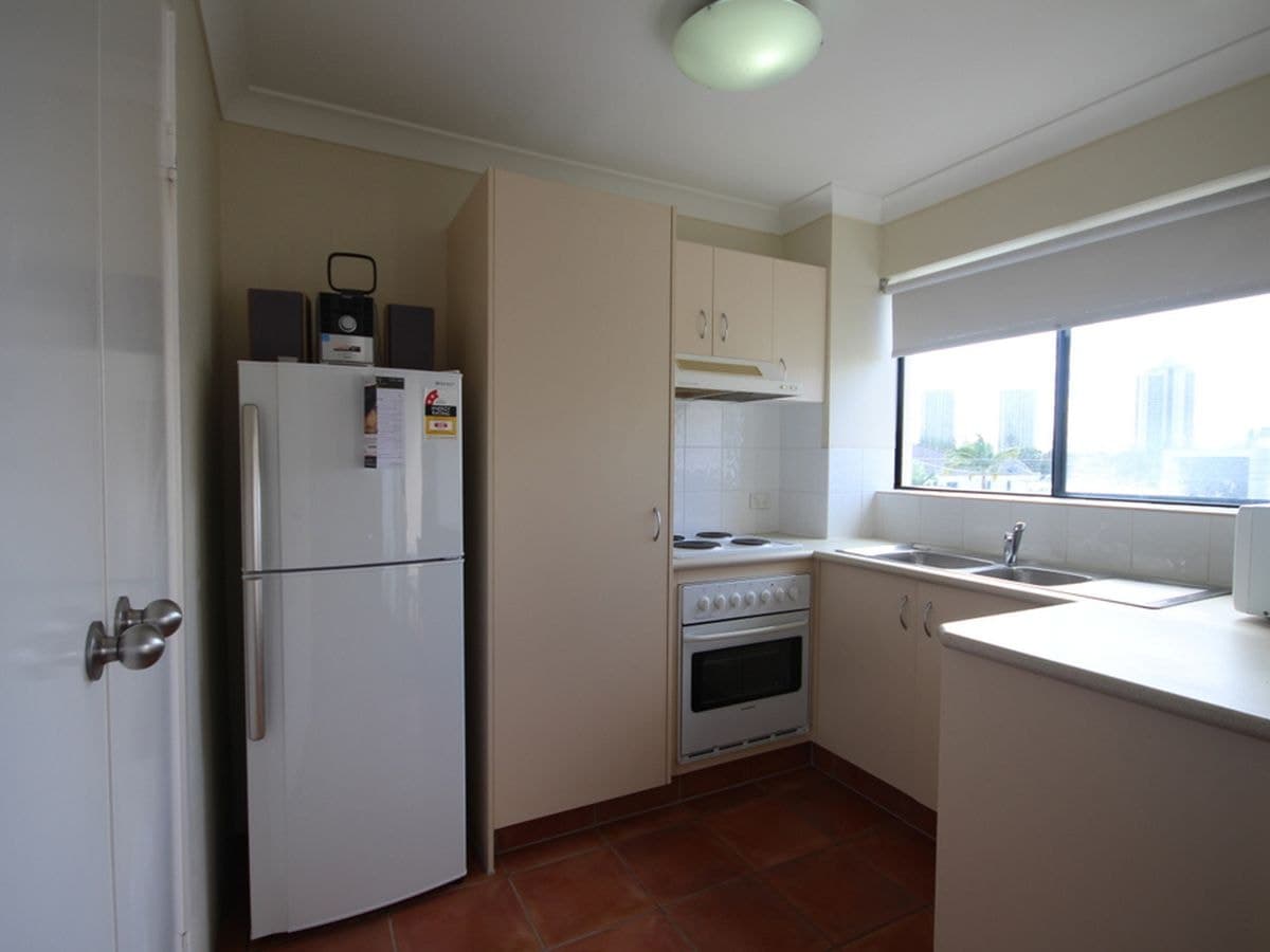 39 / 54 Stanhill Drive, Surfers Paradise, Surfers Paradise - Thumbnail 8