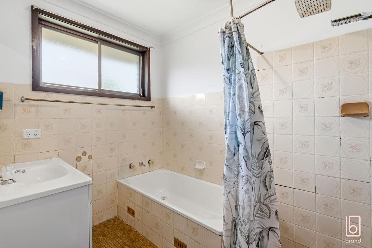 27 McKellar Boulevard, Blue Haven, Blue Haven - Thumbnail 8