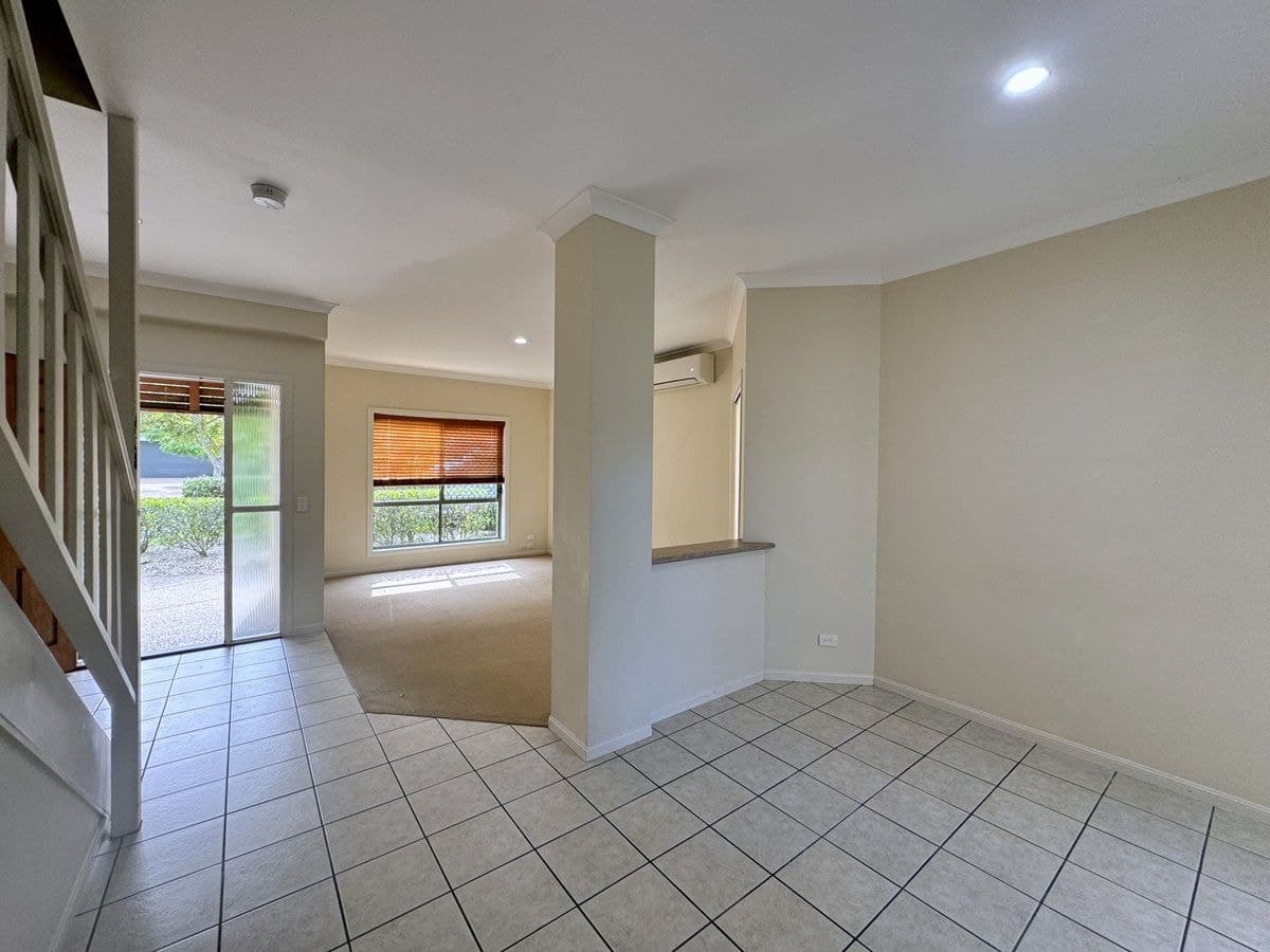 16 Geraldton Drive, Varsity Lakes, Varsity Lakes - Thumbnail 8